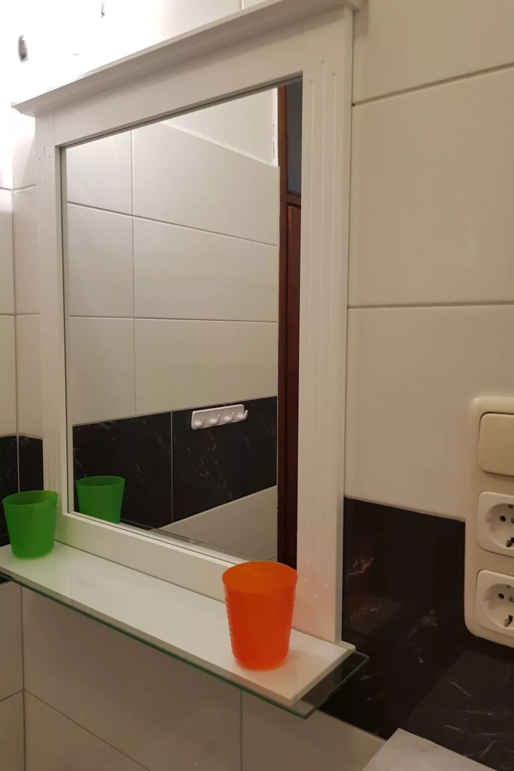 Wohnung Hama Komunela mit Garten und Stellplatz-Binnen