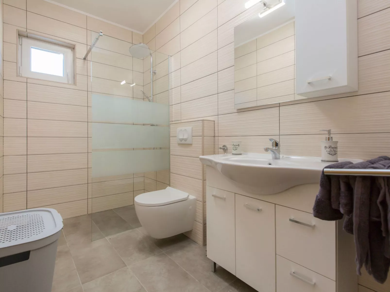 Ferienvilla 'Villa Xenia-Binnen