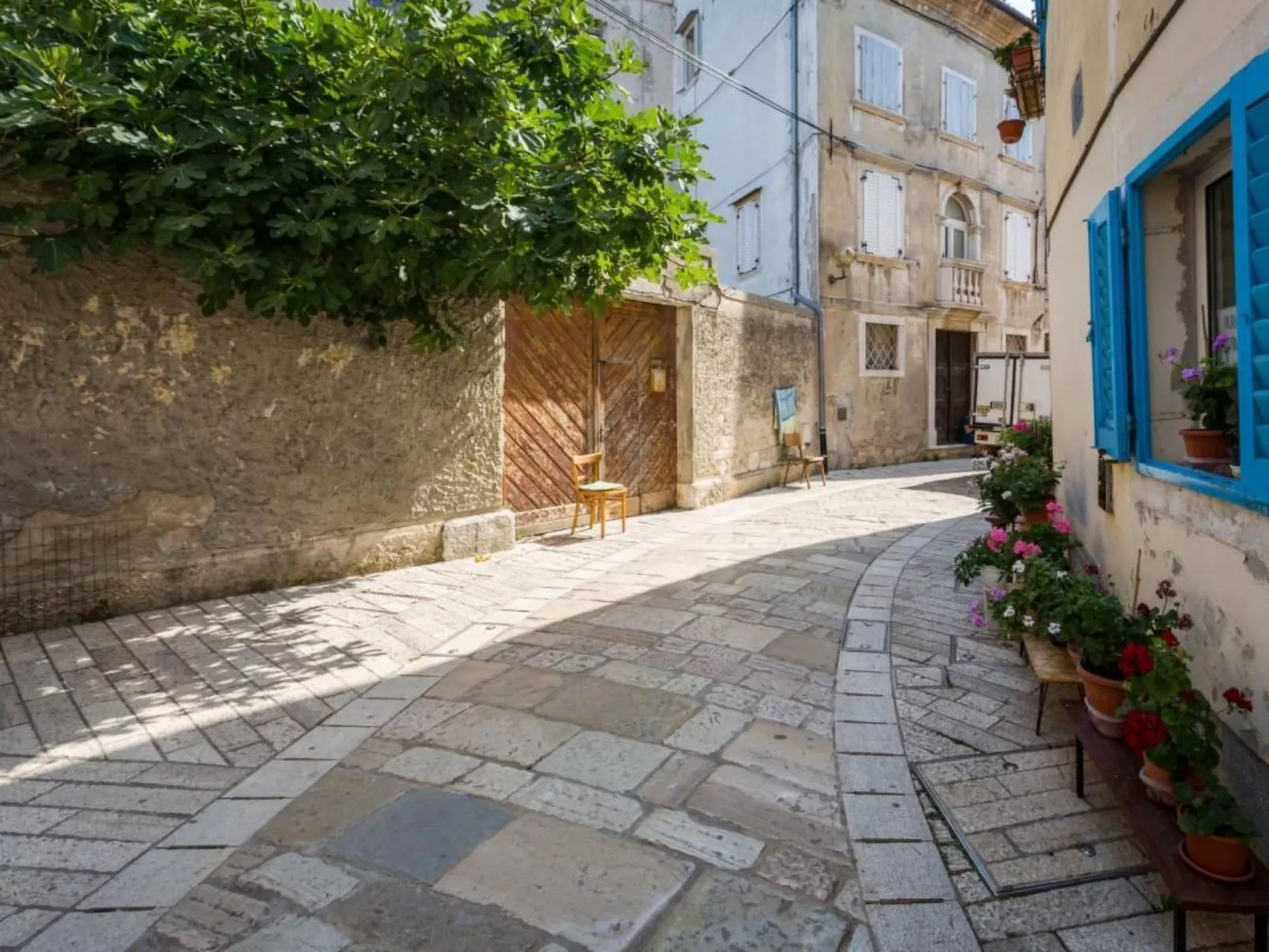 Piazzetta Studio-Buiten