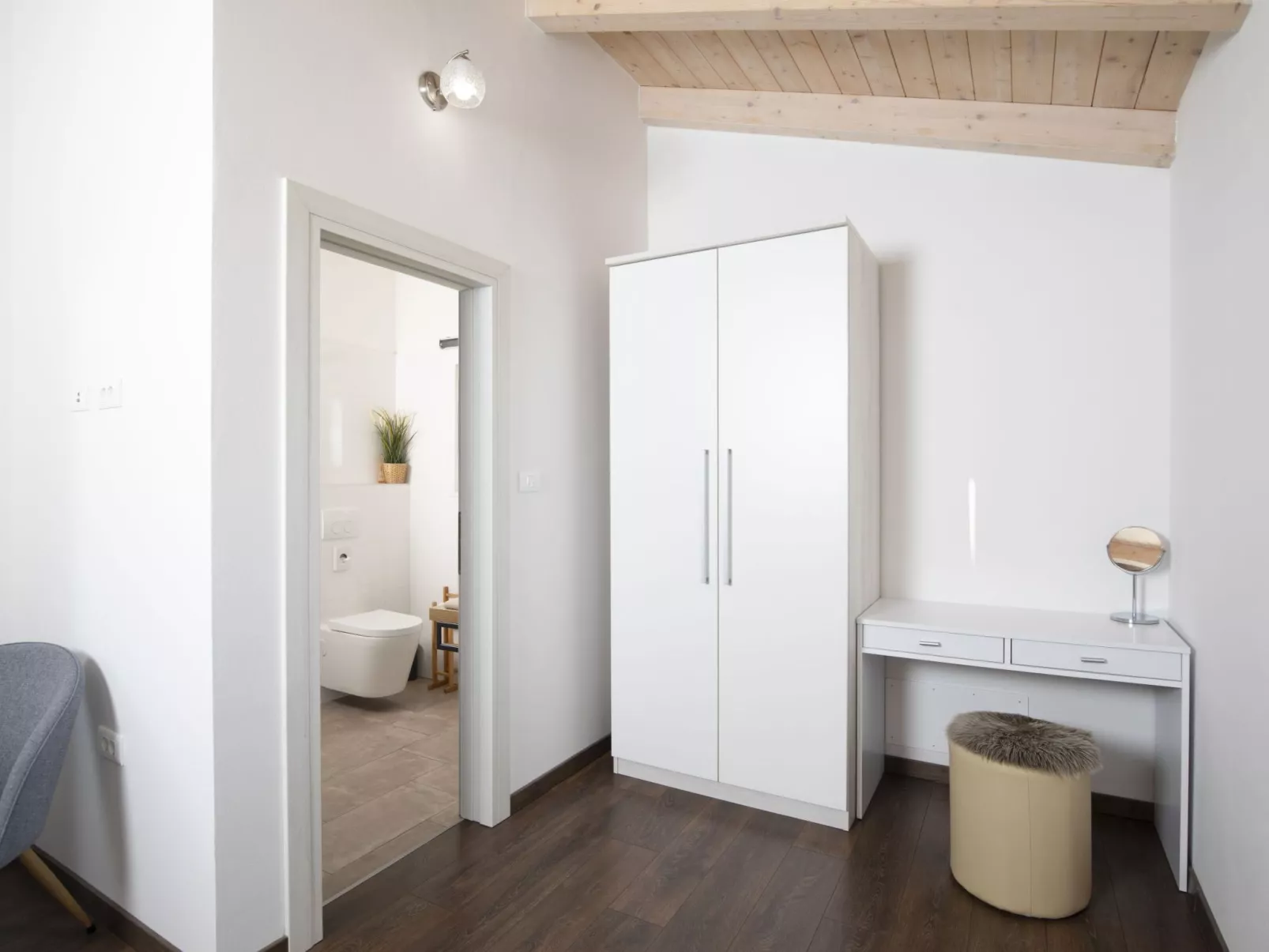 "Villa Matea" mit privatem Pool-Binnen