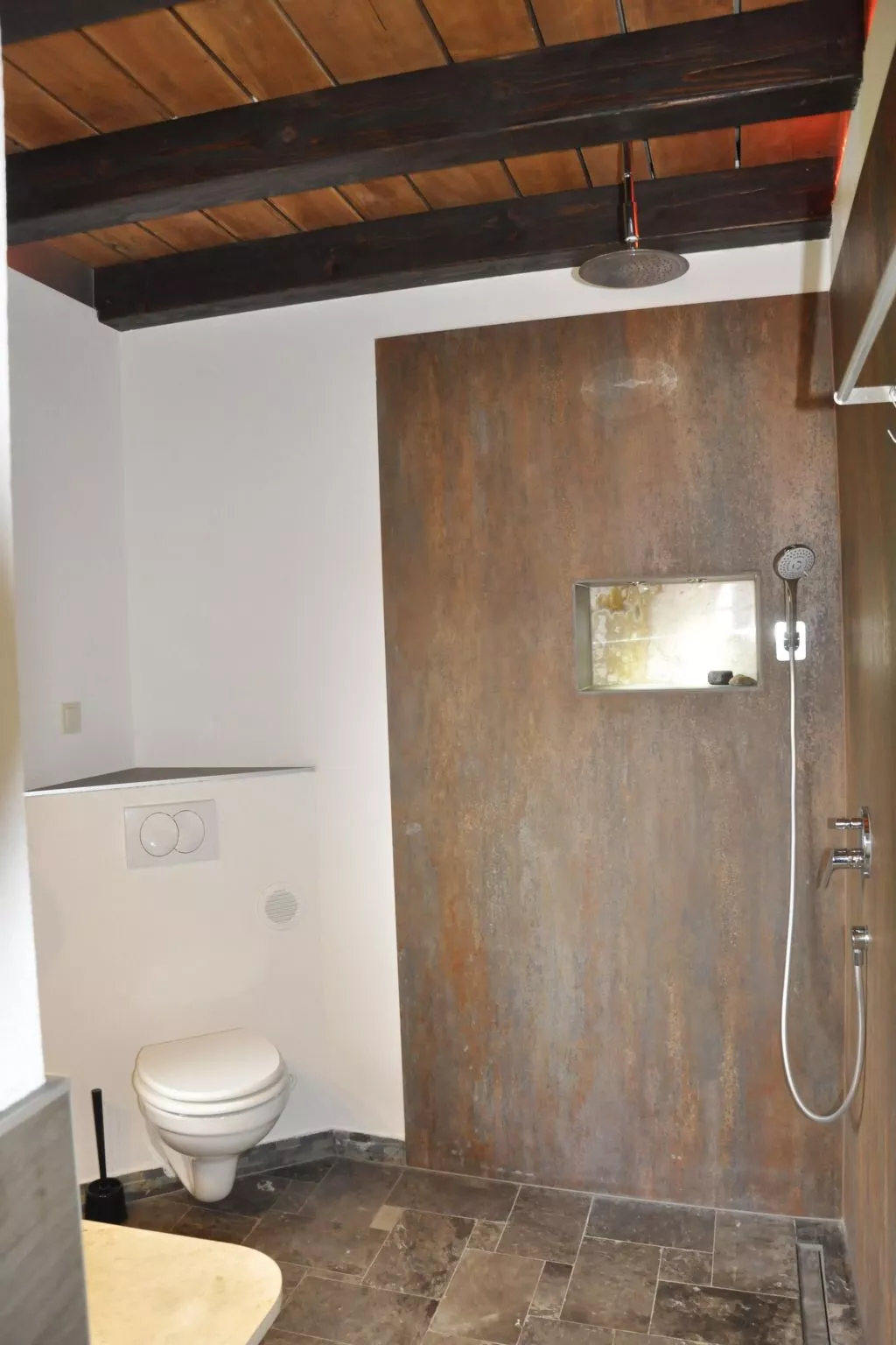 In Zelinika mit Großer Terrasse-Binnen