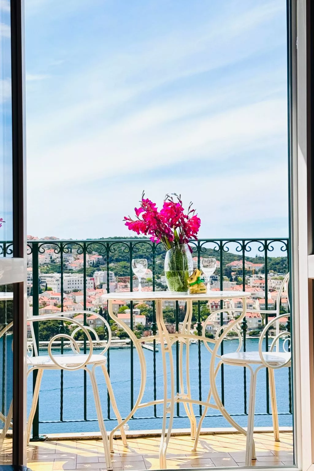 Villa mit Blick auf das Wasser-Buiten