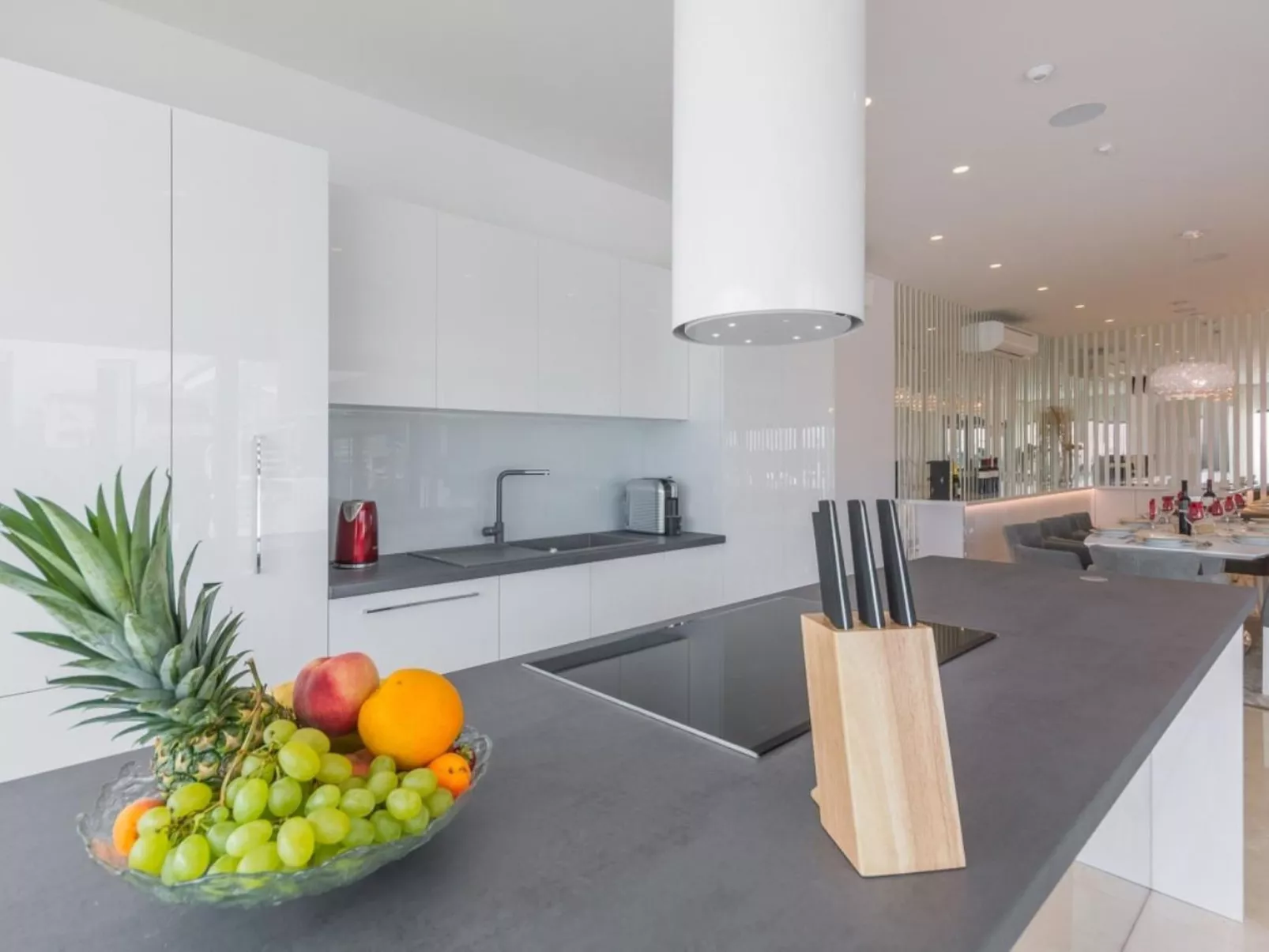 Villa Gabrijela für 10 Personen in Valentići-Image-tags.info