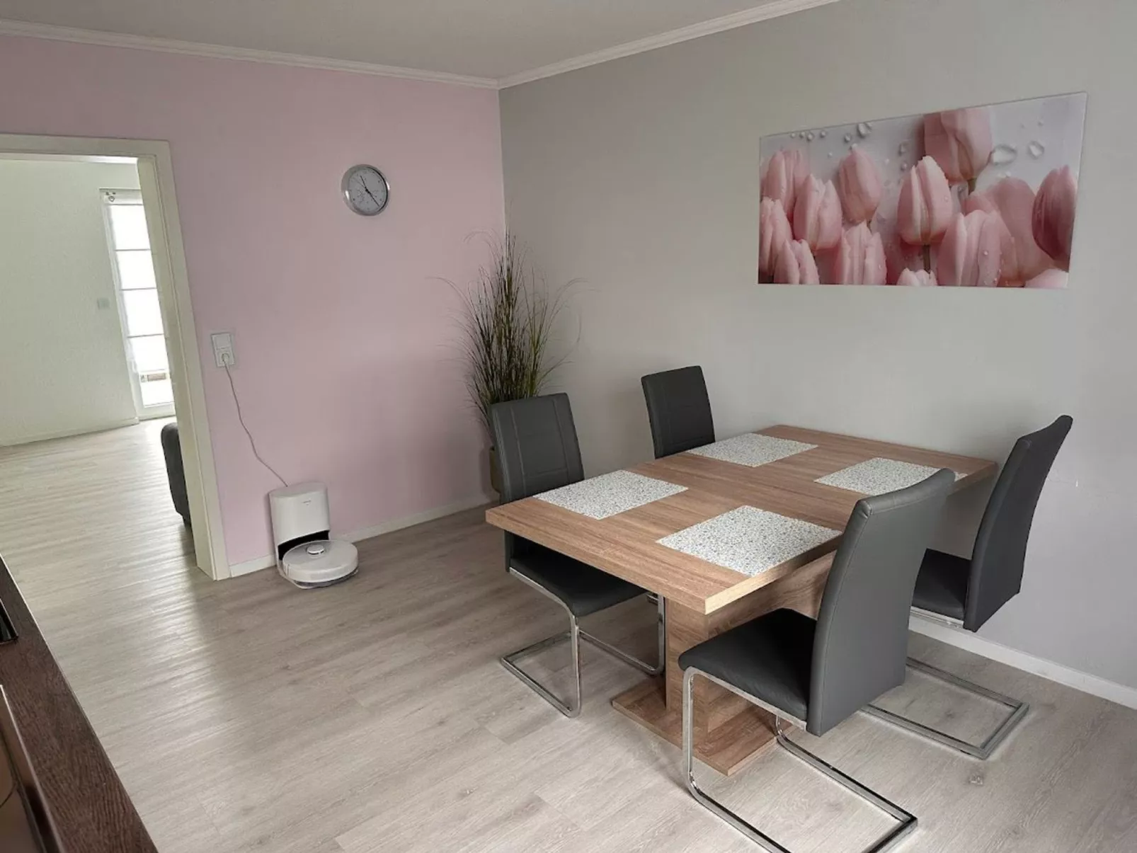 Wohnung zum Brunnen-Image-tags.info