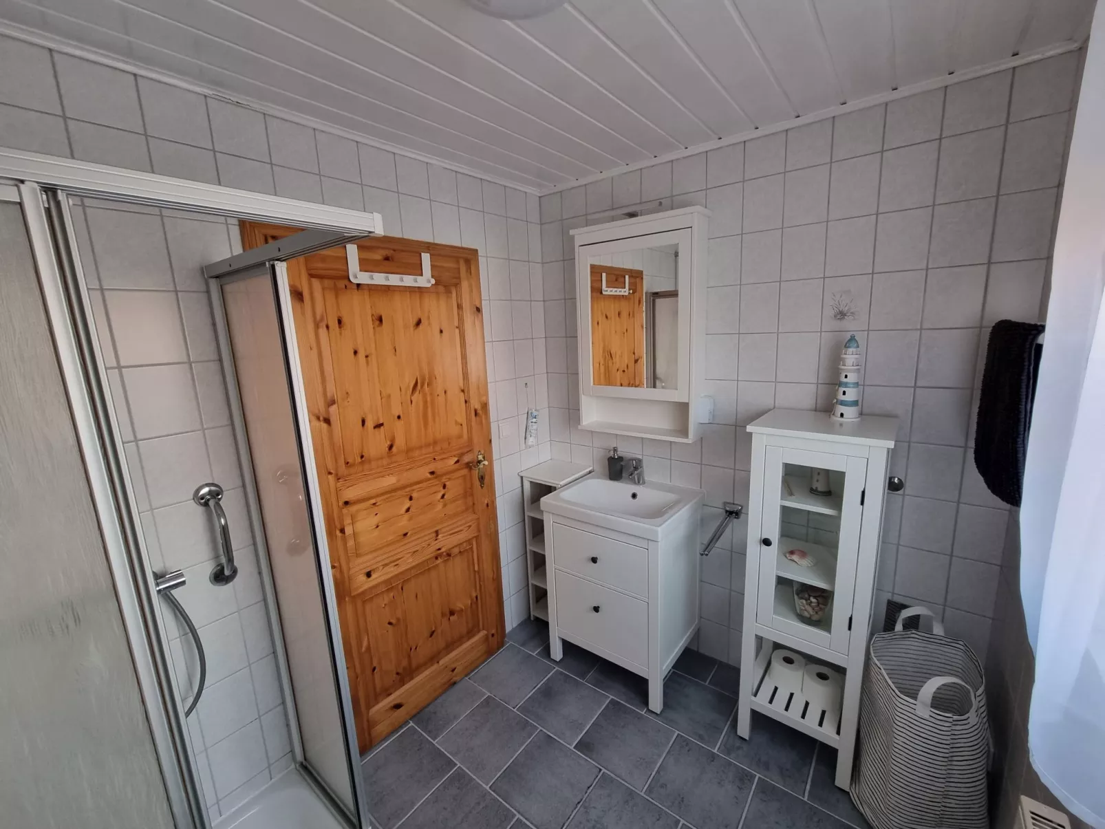 Gemütliches Ferienhaus mit Garten und Terrasse-Binnen