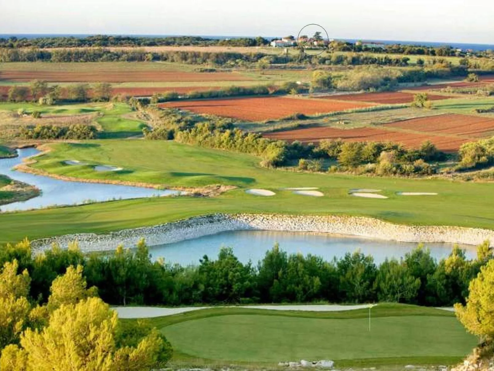 Mit beheiztem Pool und Meerblick-Buiten