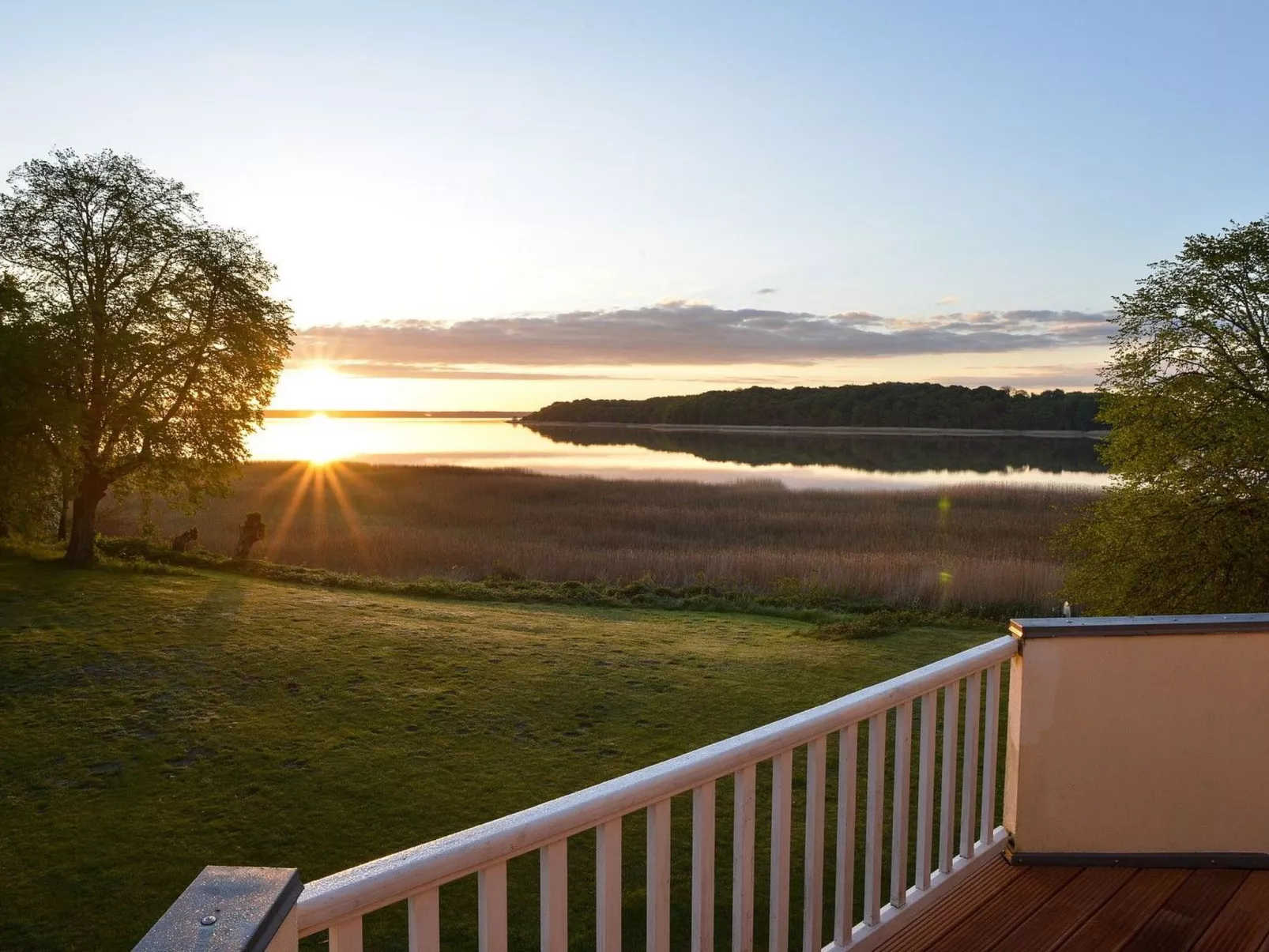 Wohnung im zweiten Obergeschoss des Gutshauses-Buiten