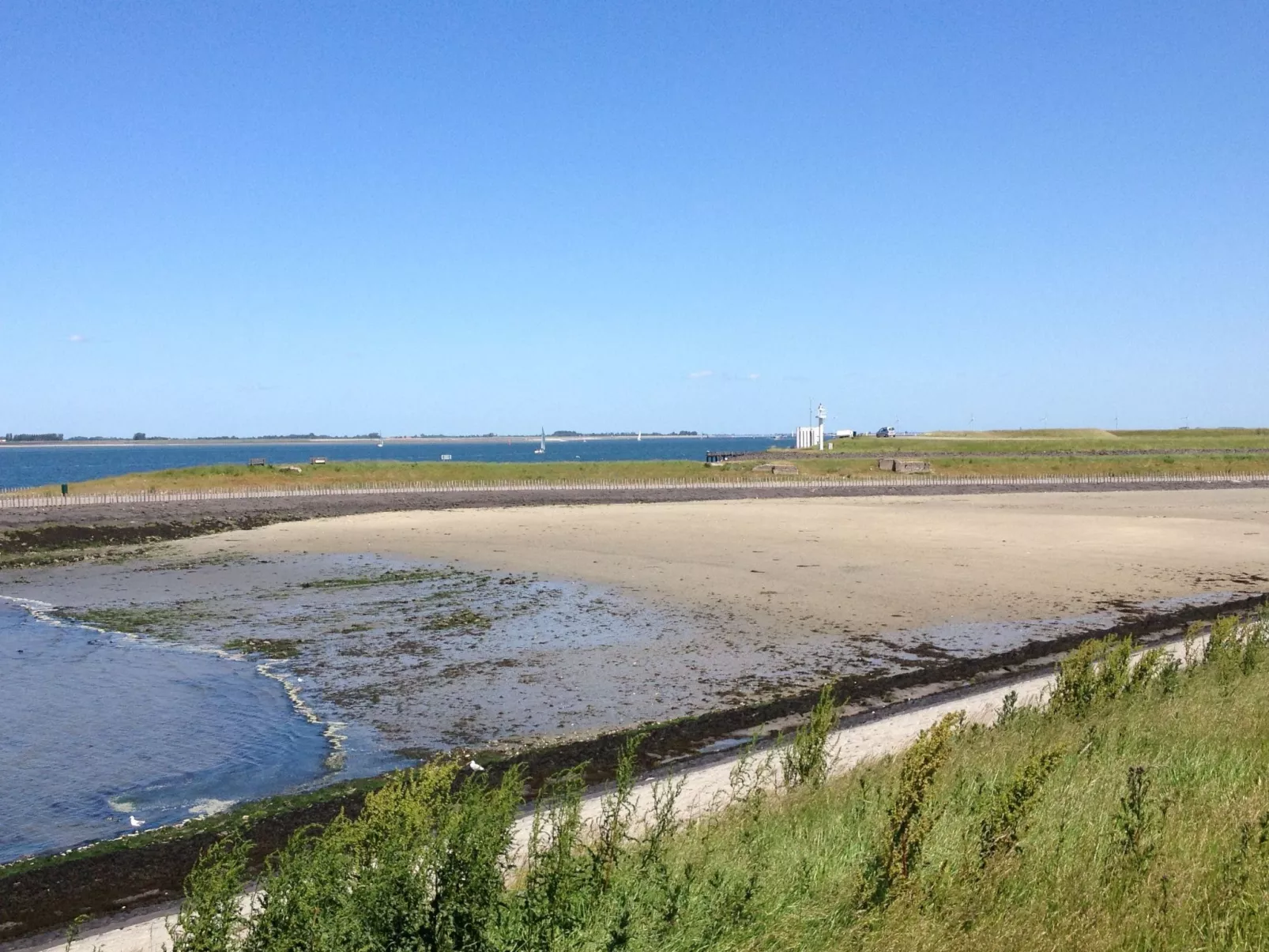 In einem familienfreundlichen Ferienpark-Buiten