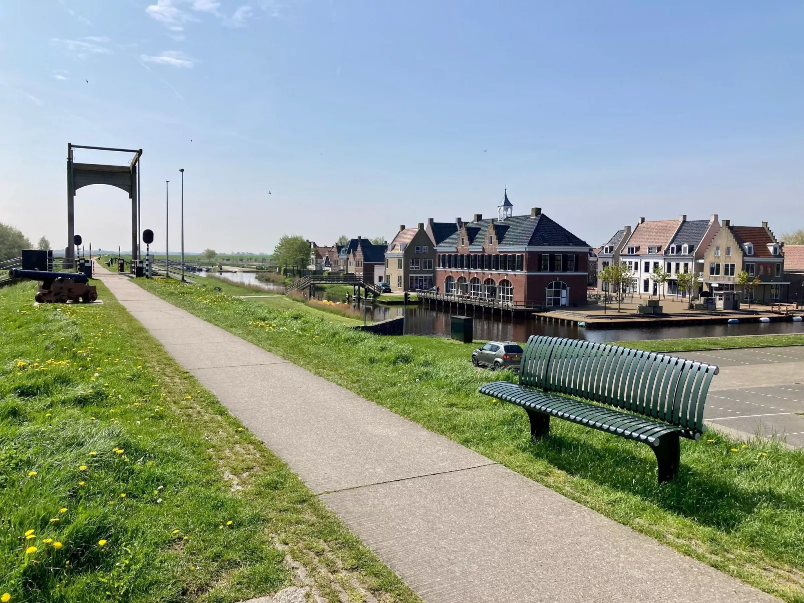 Chalet Ufergrundstück mit eigenem Angelplatz-Buiten