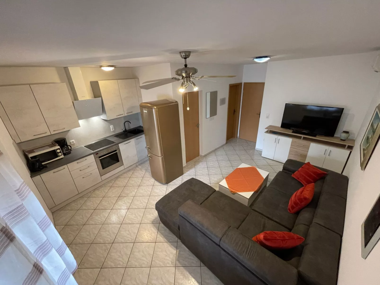 Moderne Ferienwohnung für 4 Personen-Image-tags.info