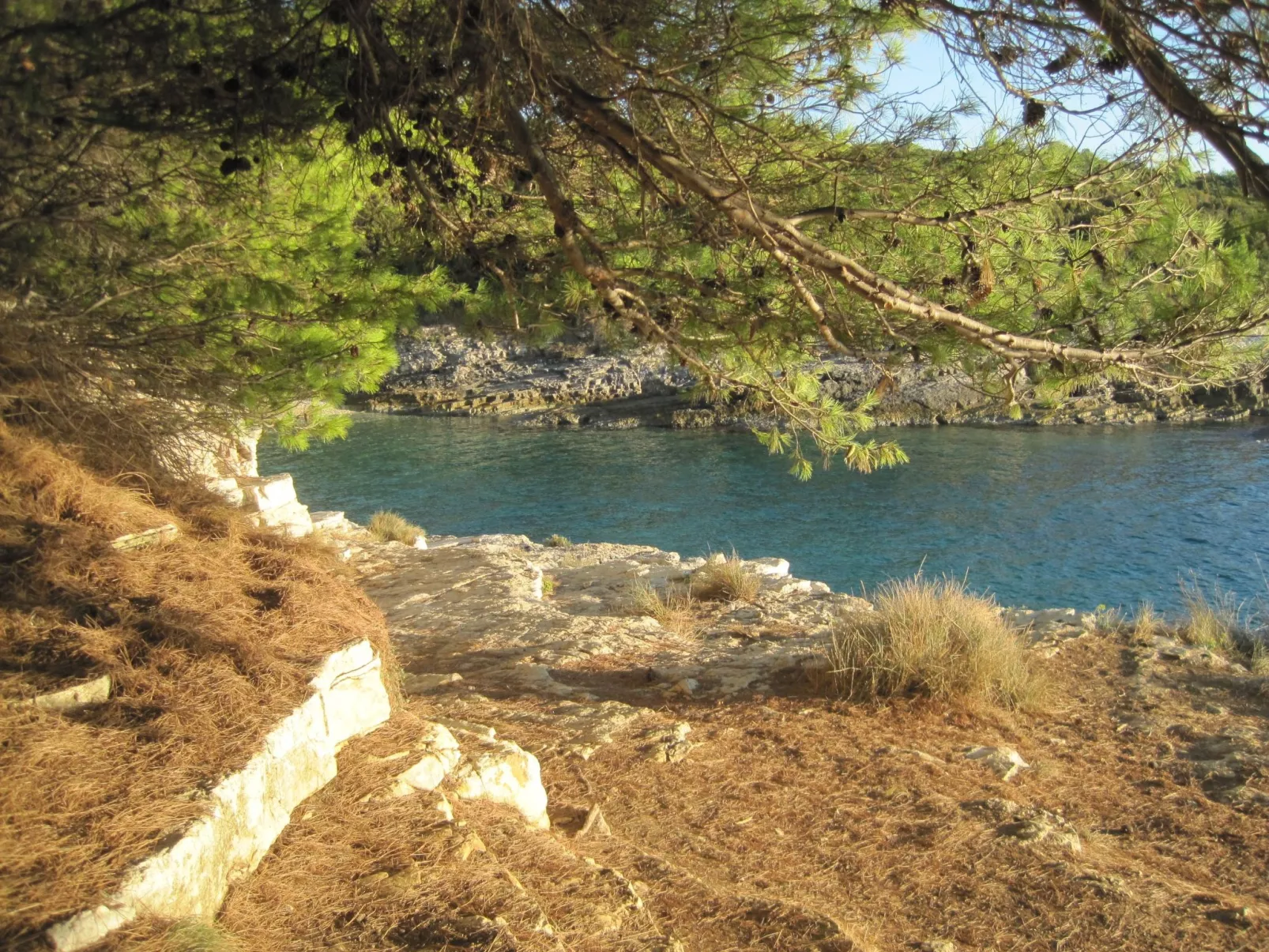Ganze Wohnung in Ližnjan mit Möbliertem Balkon-Buiten