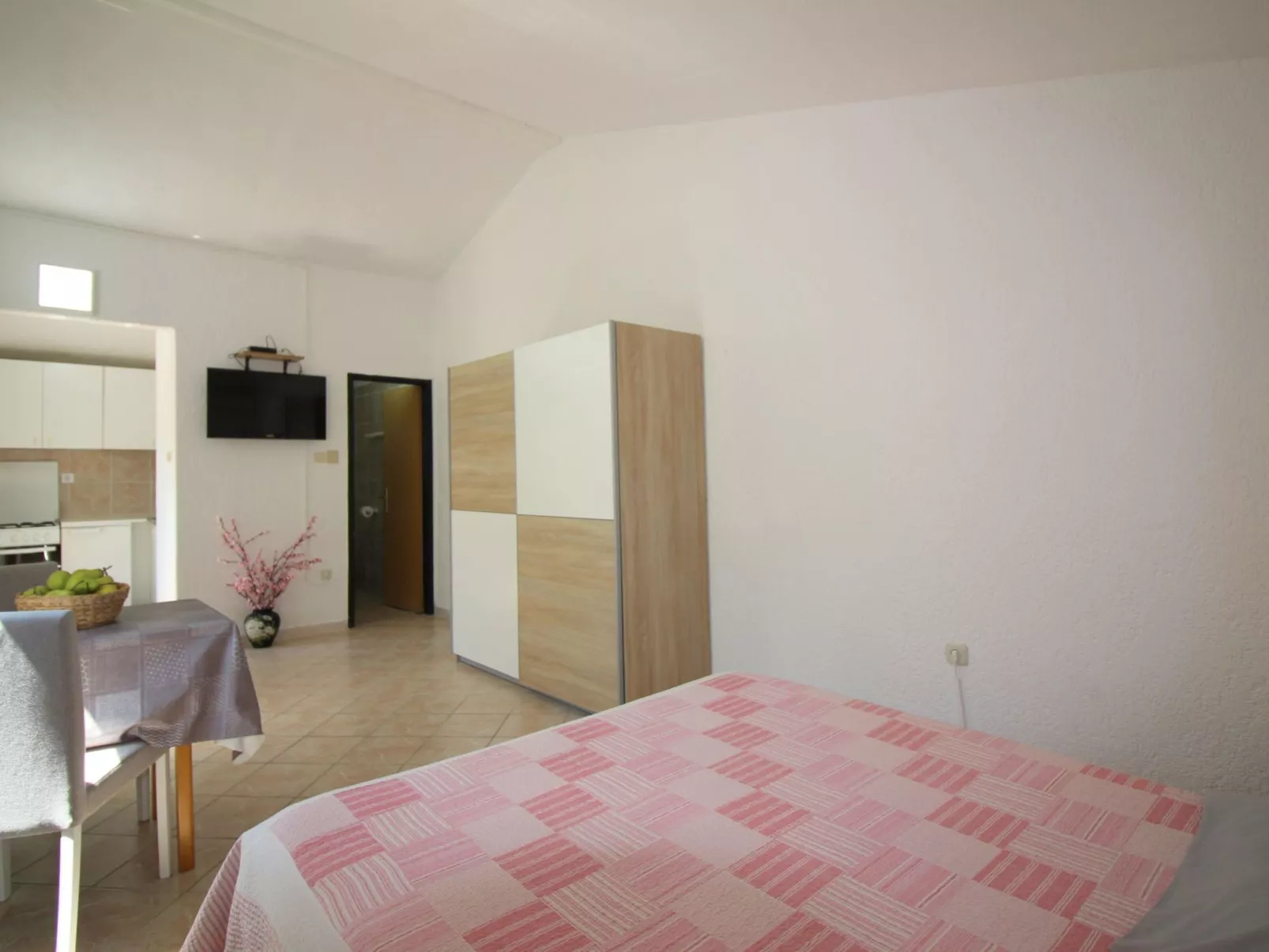 Stefani-Image-tags.info