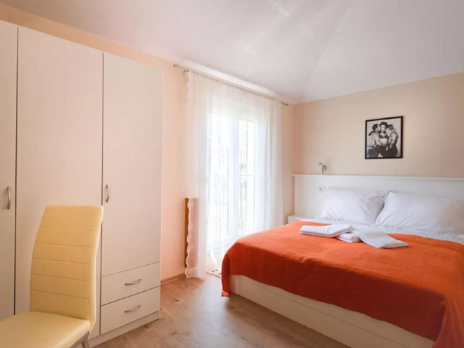 Residence Paradiso 2-Binnen