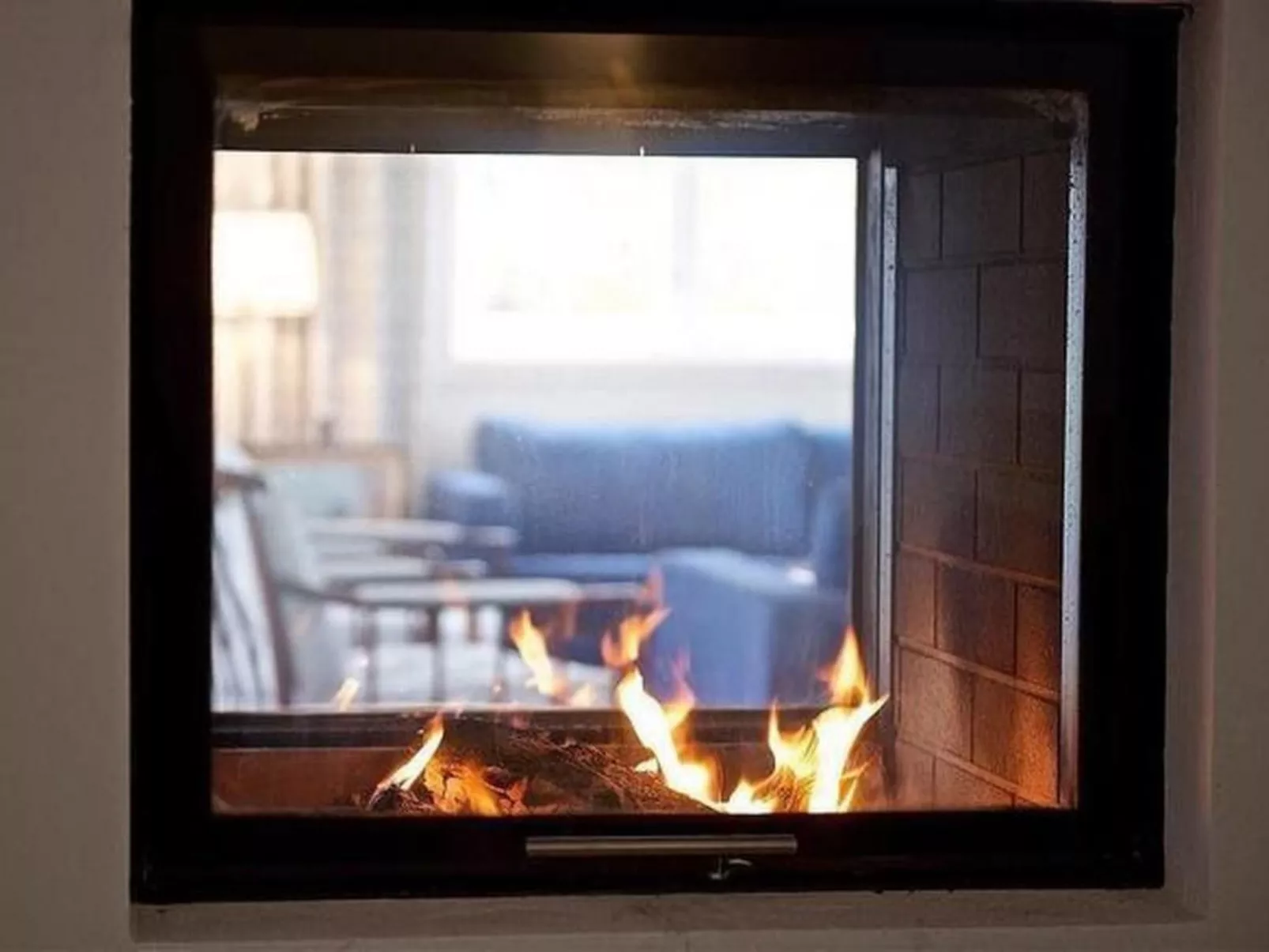 Grosses Sommerhaus direkt am See-Binnen