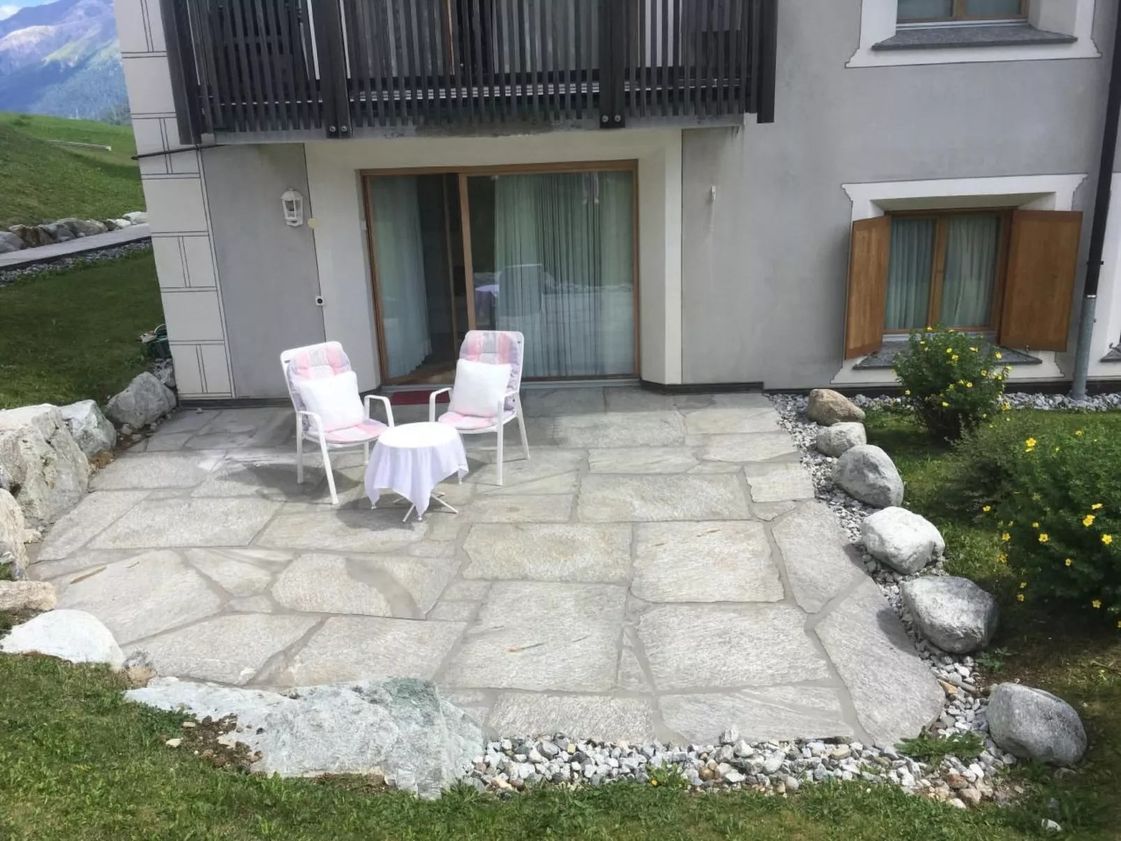 Chesa Lodola-Image-tags.info