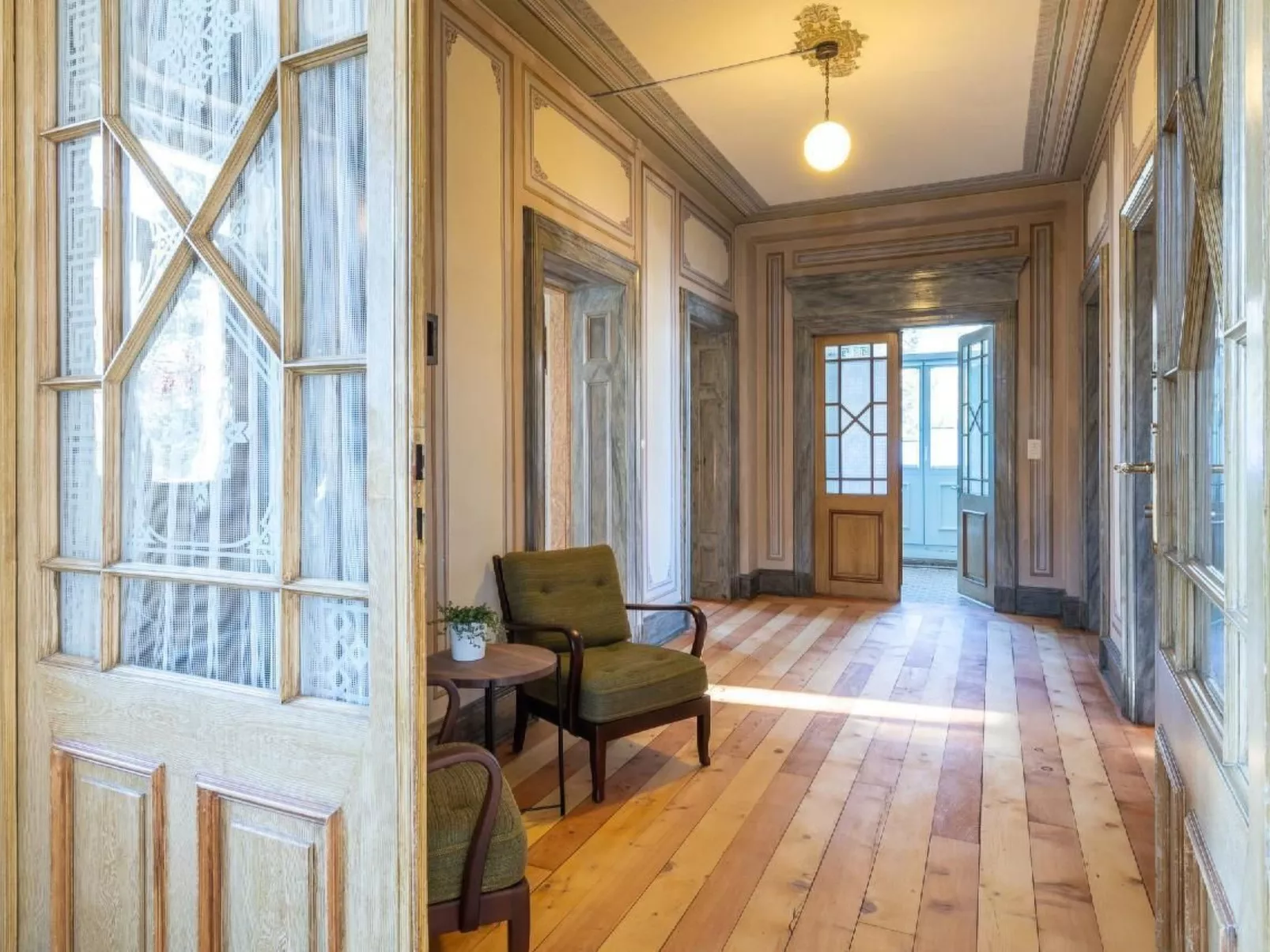 Villa Fried, Cultura-Binnen