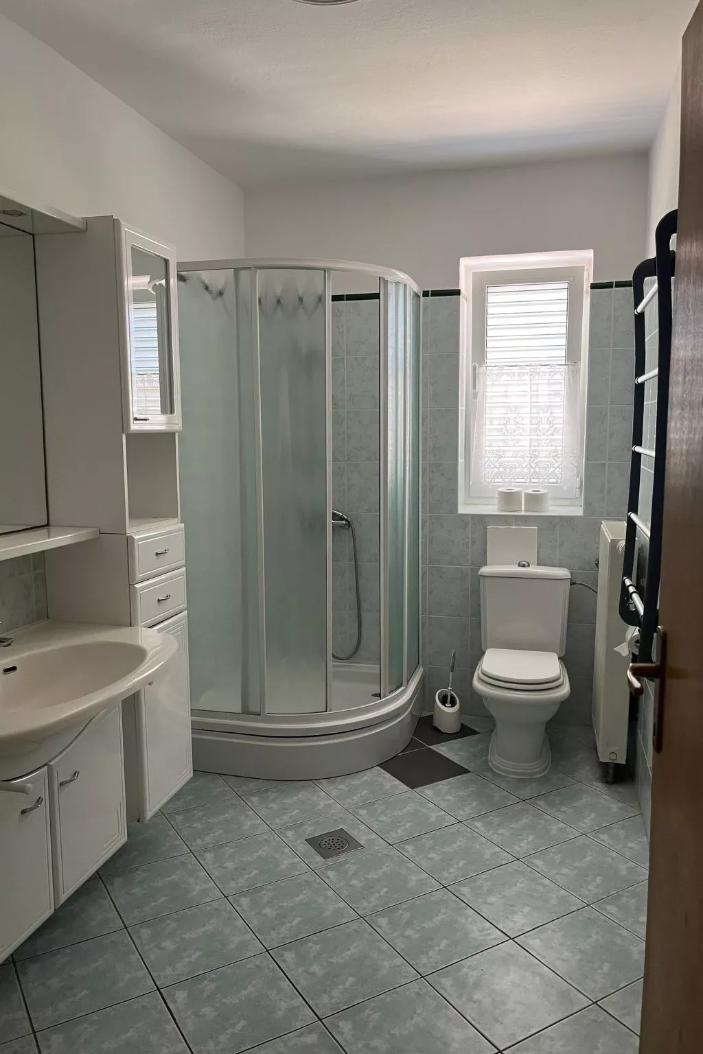 Mit Blick auf das Wasser-Binnen