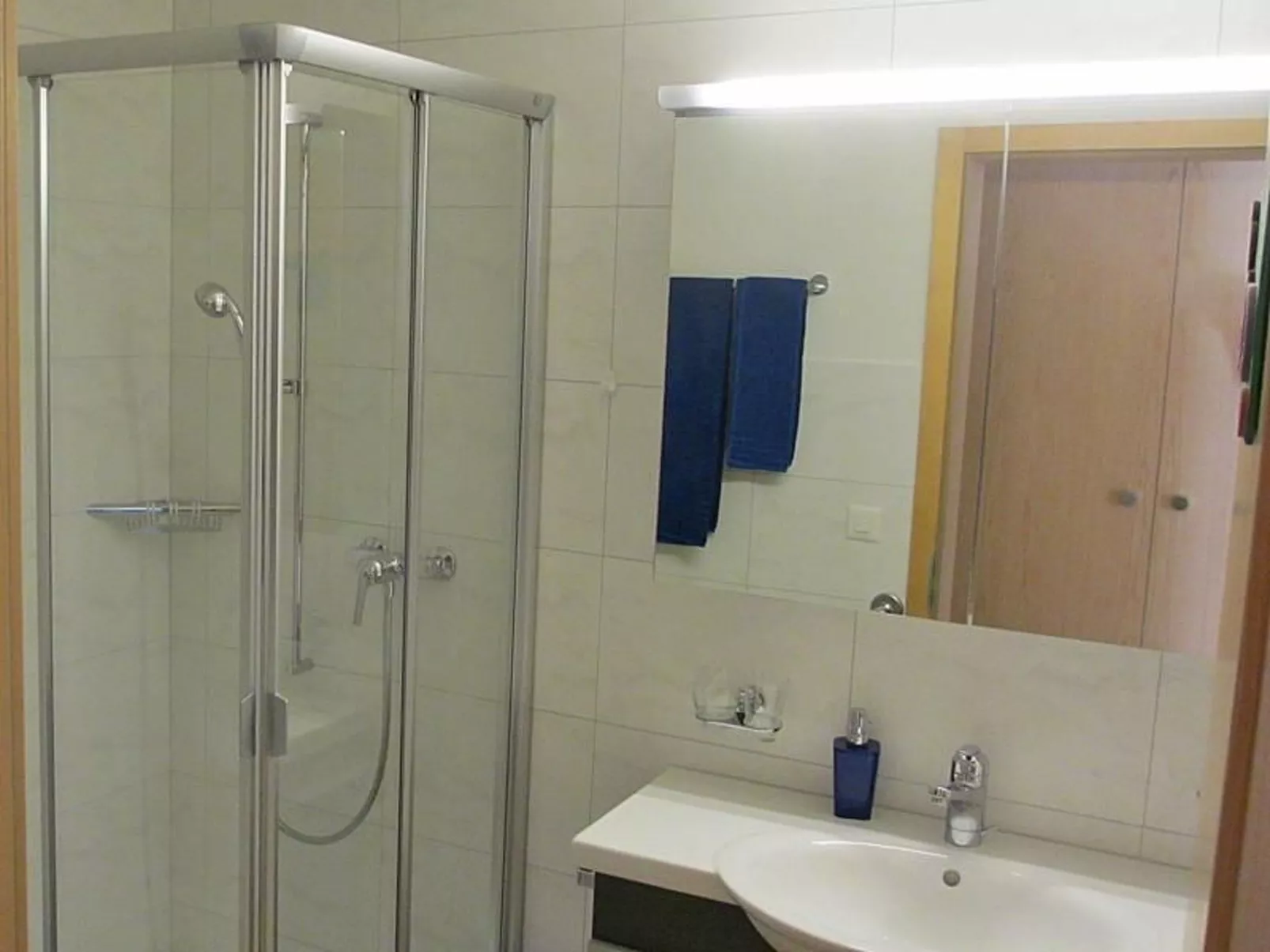 Leuthold Appartement-Binnen