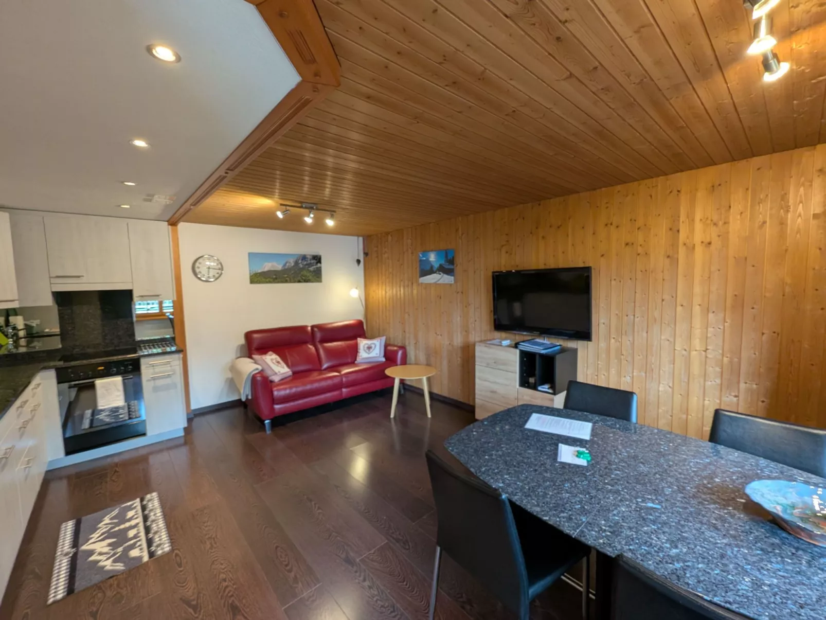 Apartment West - Binnen