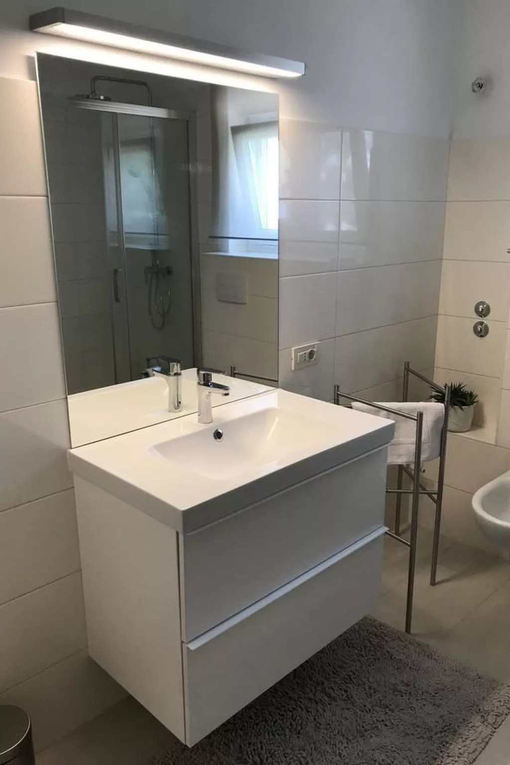 Wohnung mit Terrasse-Binnen