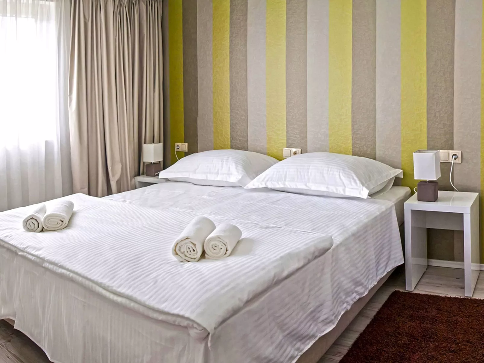 Villa Mosor mit beheiztem Salzwasserpool und Sauna-Binnen