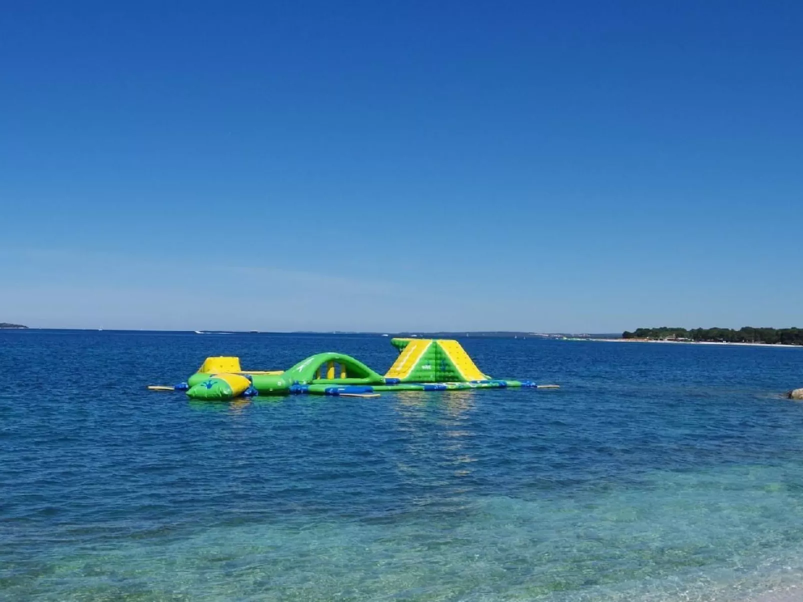 Studio-Apartment in Stinjan, 600 m vom Strand entfernt-Buiten