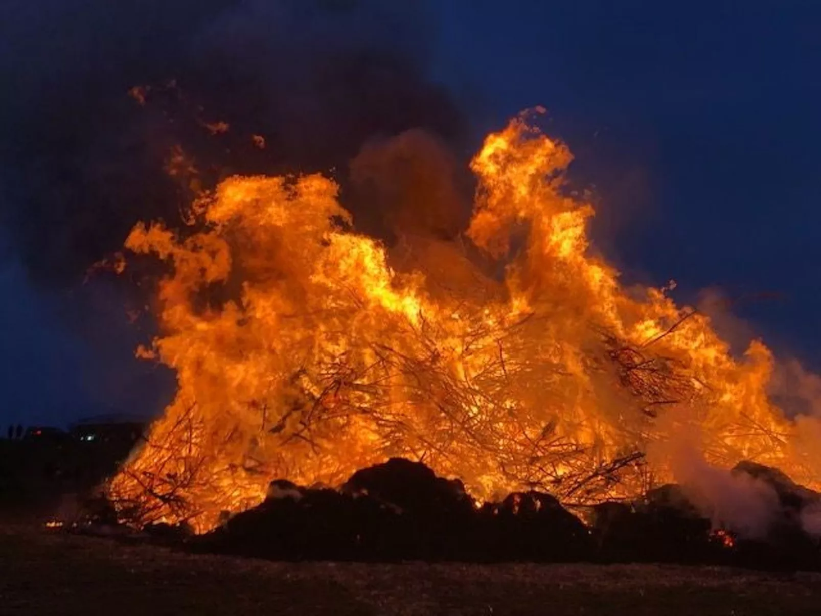 Mit Südwestterrasse mit Stellplatz-Image-tags.info
