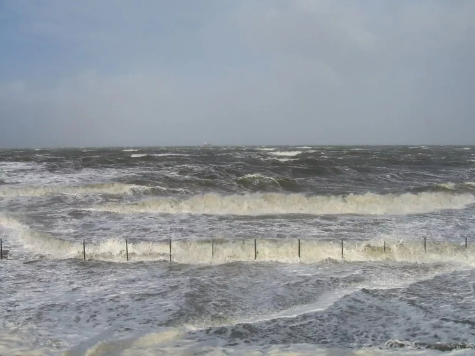 Komfortable Ferienwohnung mit großem Garten-Buiten