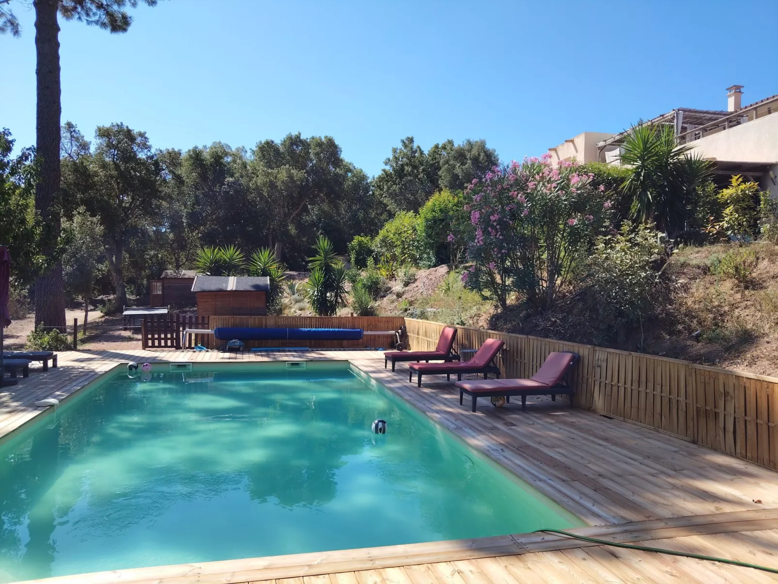 Ferienwohnungen Albareddu Punta Croce-Buiten