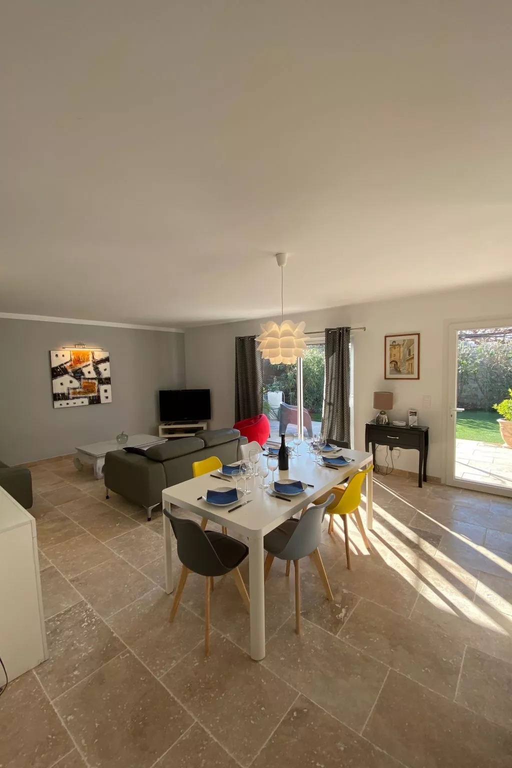 Villa Chemin du Lirac in Tavel-Binnen