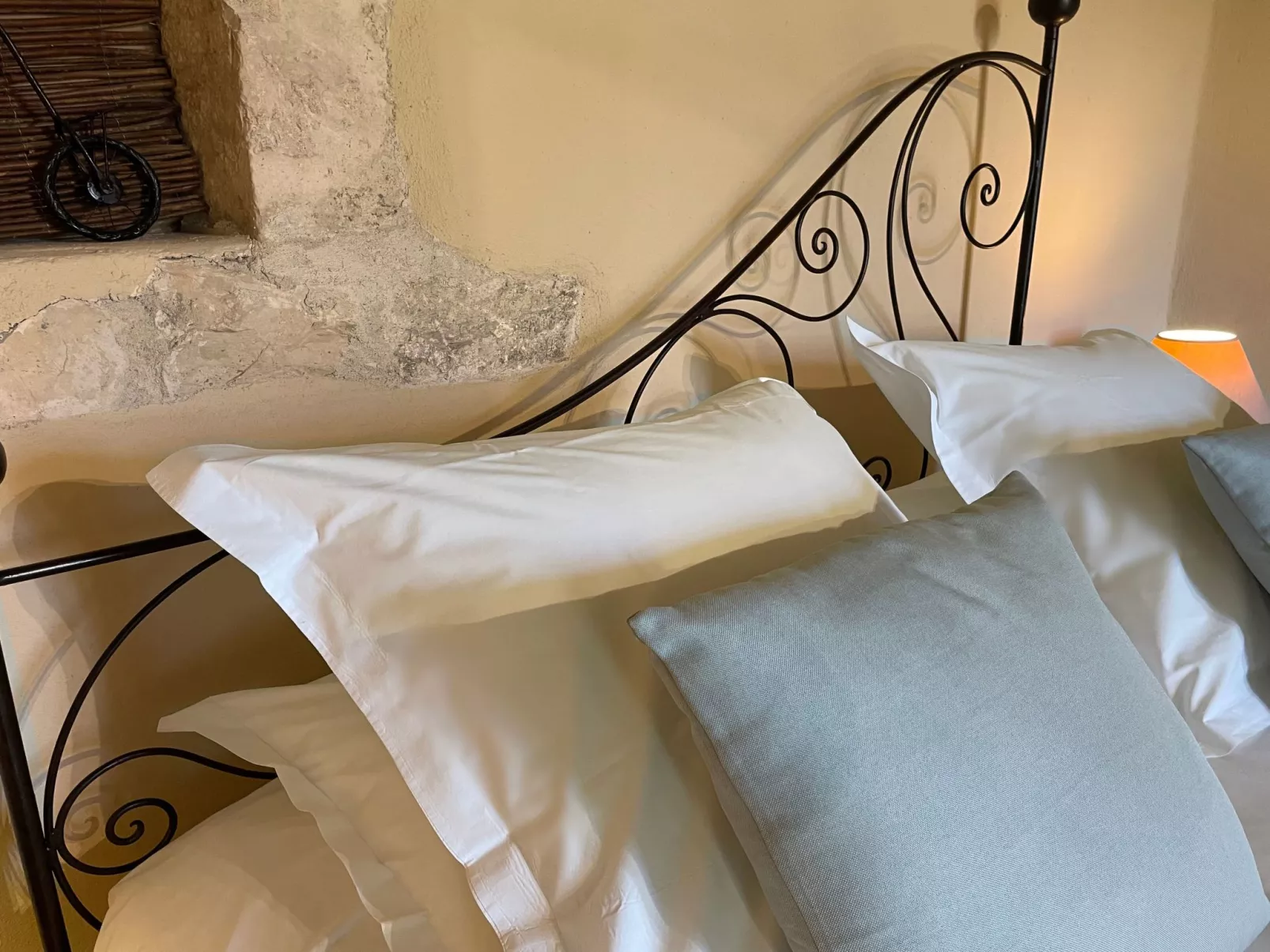 Domäne "Pavillon Timéo" mit Infinity-Pool-Binnen