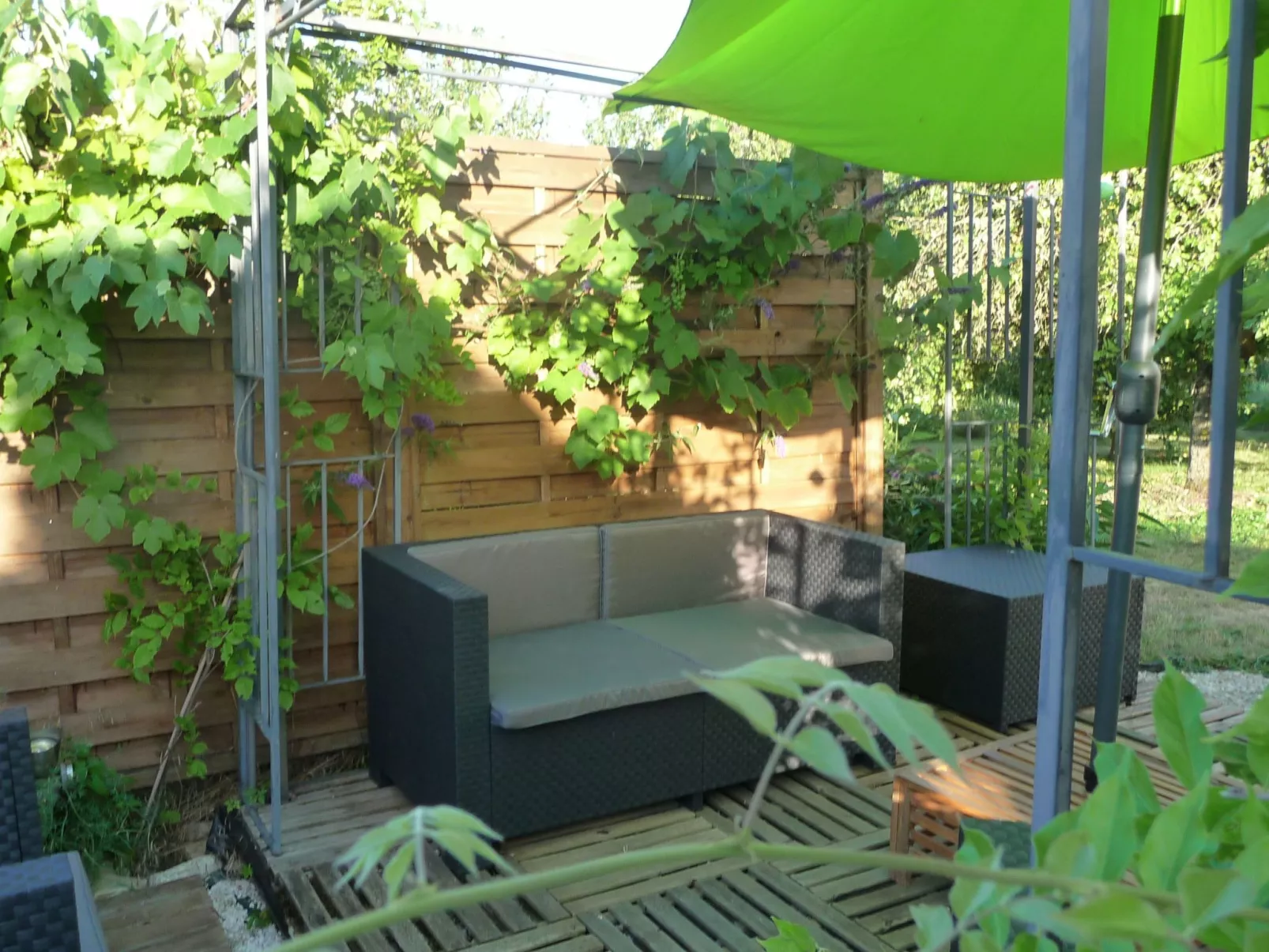 Domaine "Chez Marianne" mit Privatparkplatz-Image-tags.info