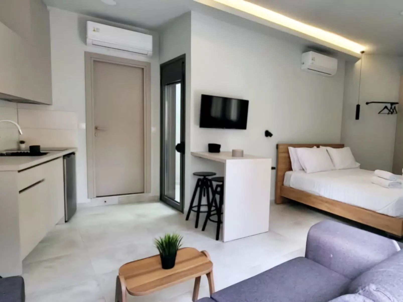 Basil Central Studio - bei Checkin - Binnen