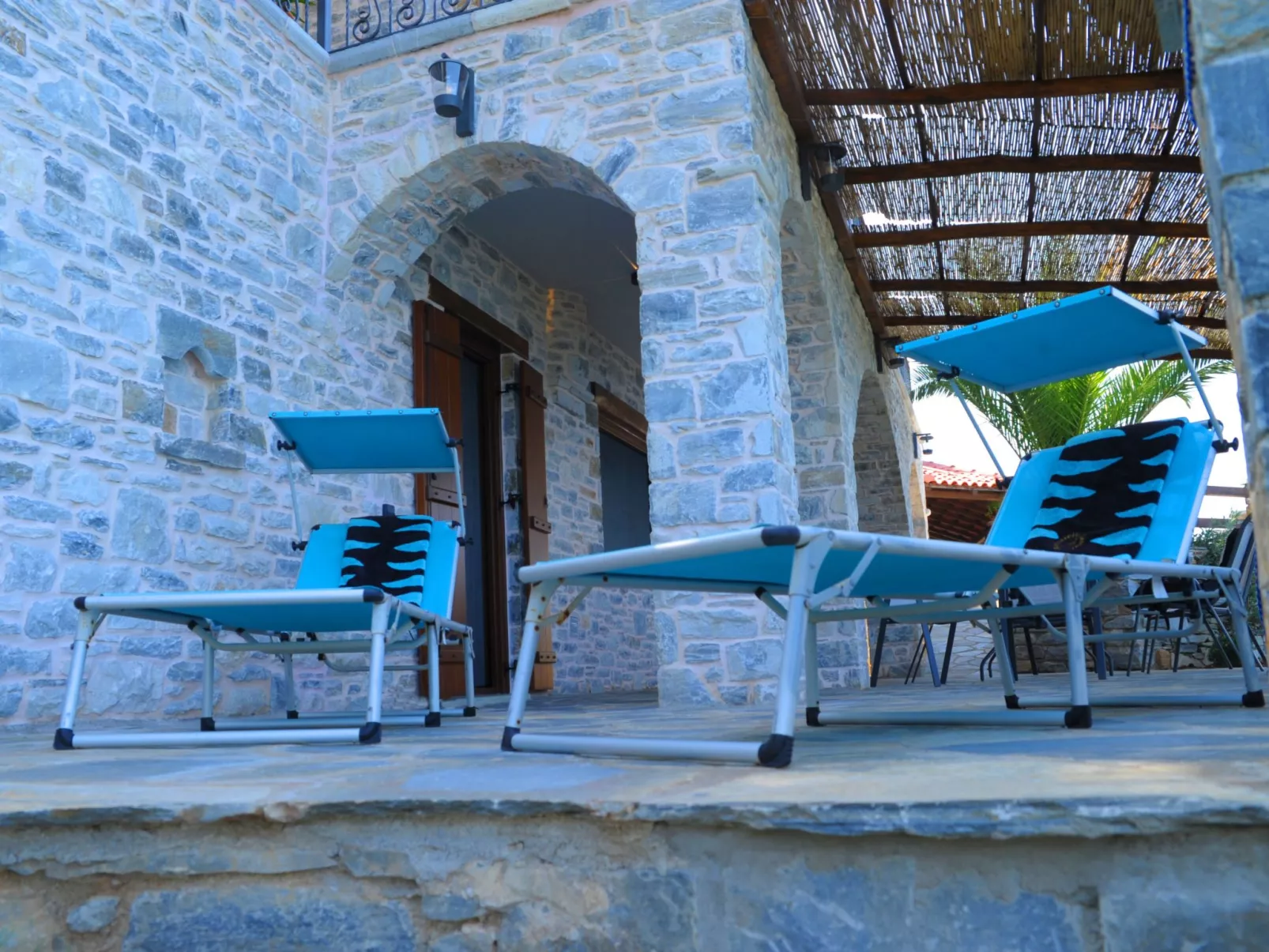 Anwesen mit eigenem Jacuzzi-Buiten