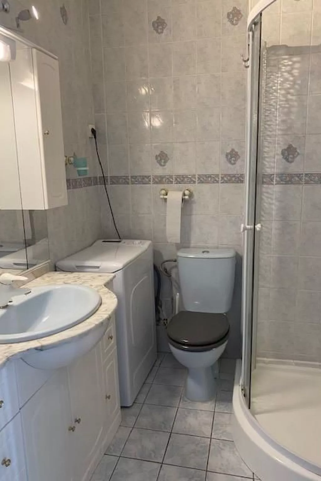 Studio-Apartment mit Blick auf das Wasser-Image-tags.info