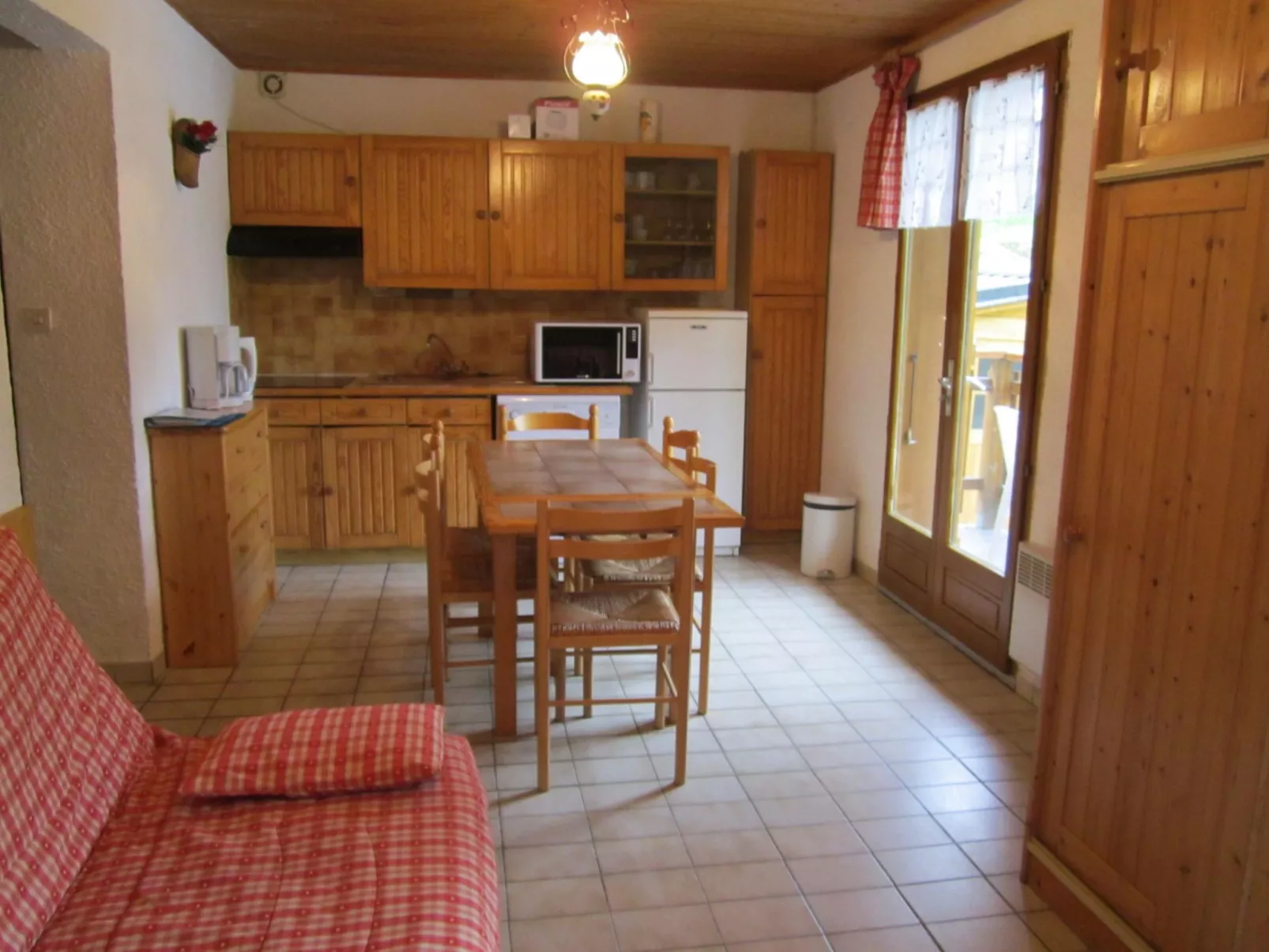 "Le Clos de Cluny"-Binnen