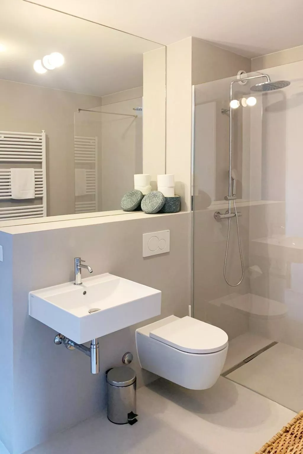 "Lake Escape", mit Pool-Image-tags.info