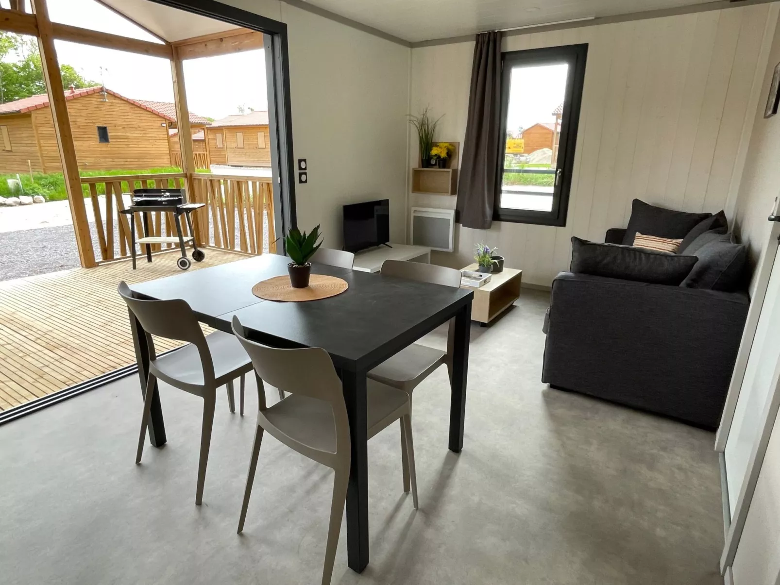 "chalet a giffaumont" klimatisiert am LAC DU DER-Binnen