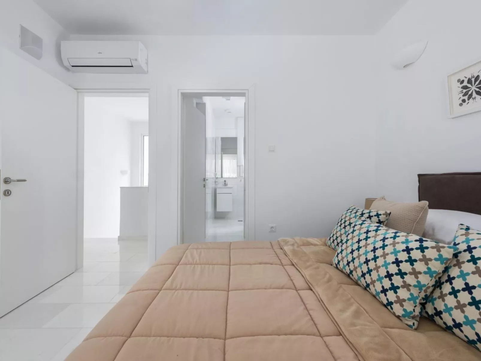 Strandvilla für 15 Personen in Kolipia-Image-tags.info