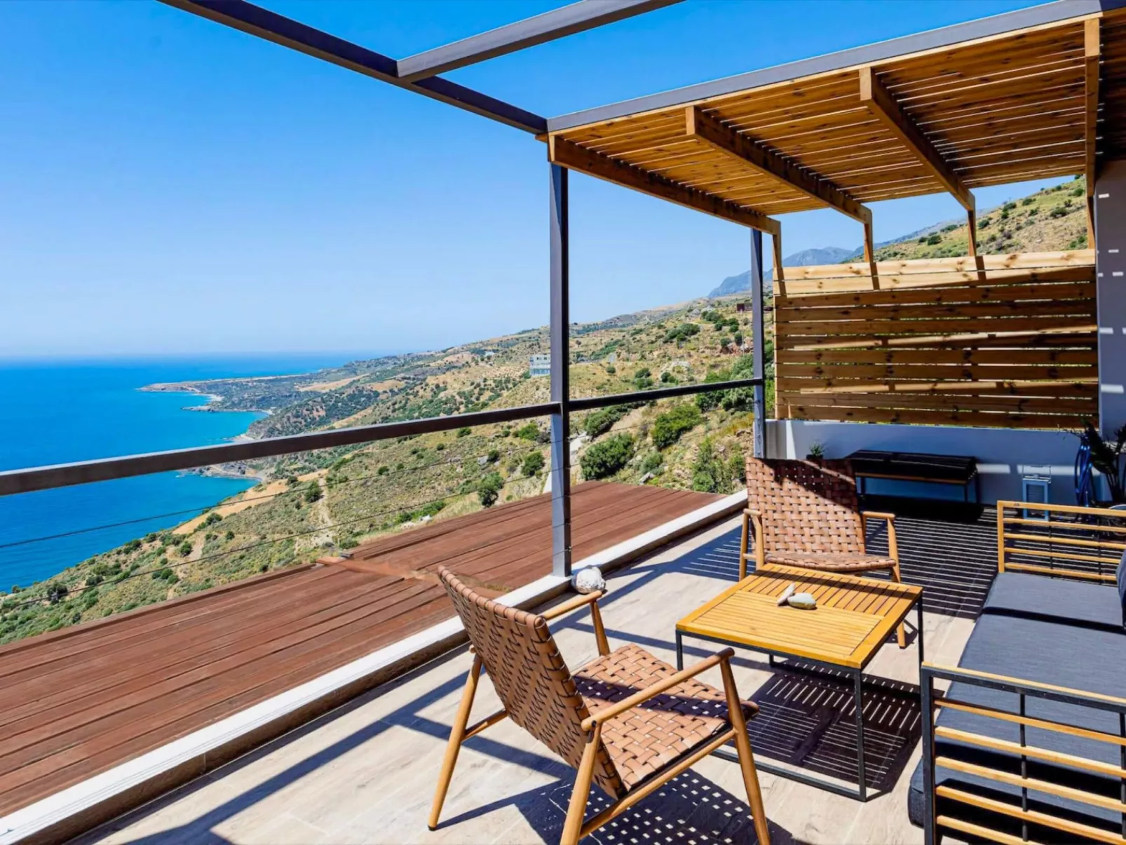 Villa Spiros ist eine renovierte Vermietung voll - Image-tags.info