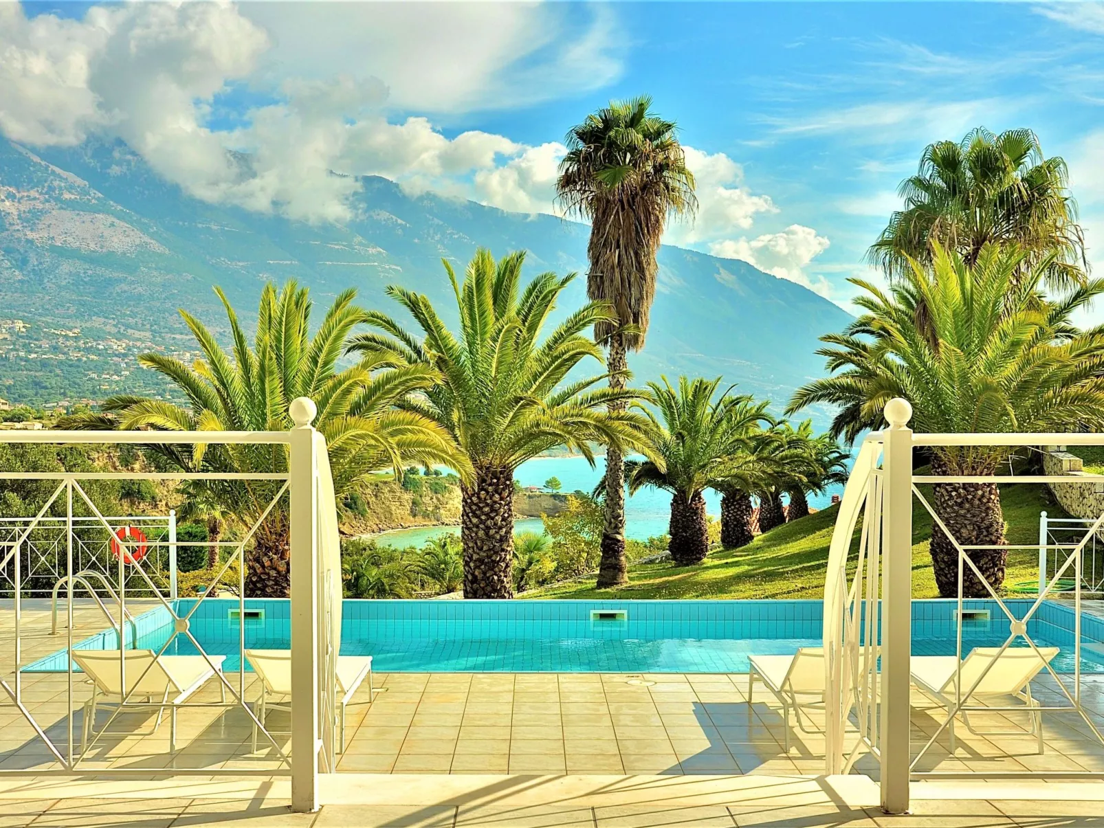 "Sea Wave Villa"-Buiten