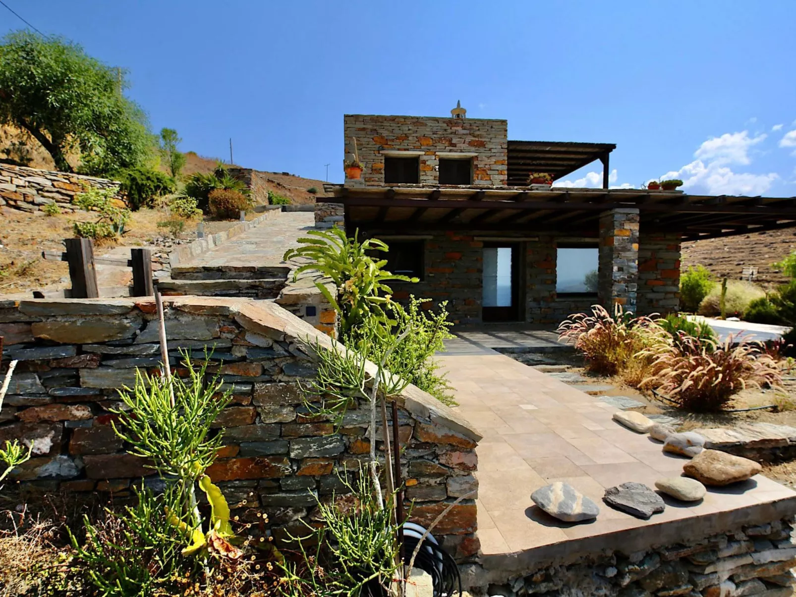 Luxuriöse, private Villa mit Meerblick, abgelegener Strand-Image-tags.info