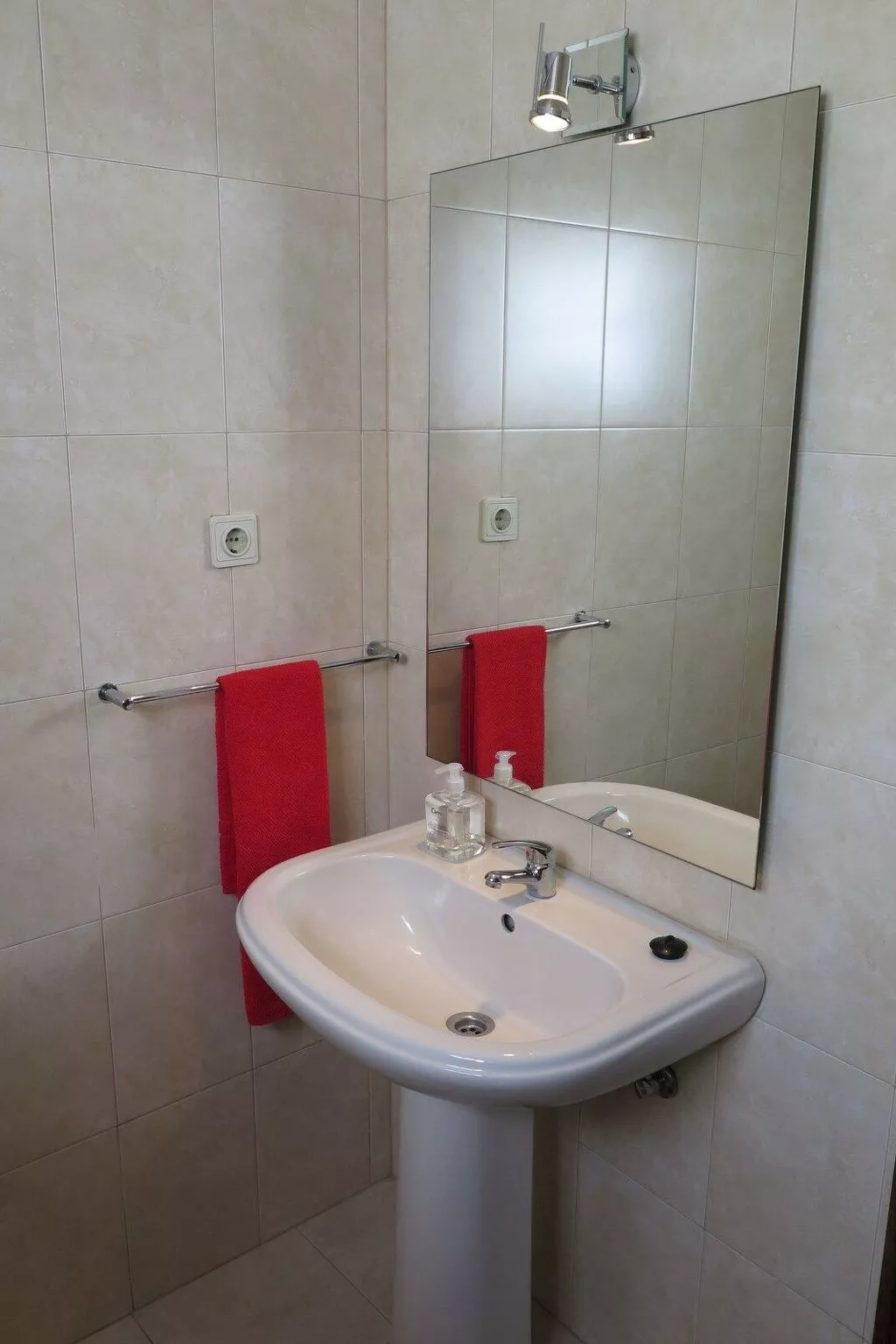 Helle Wohnung im Zentrum von Aveiro-Binnen