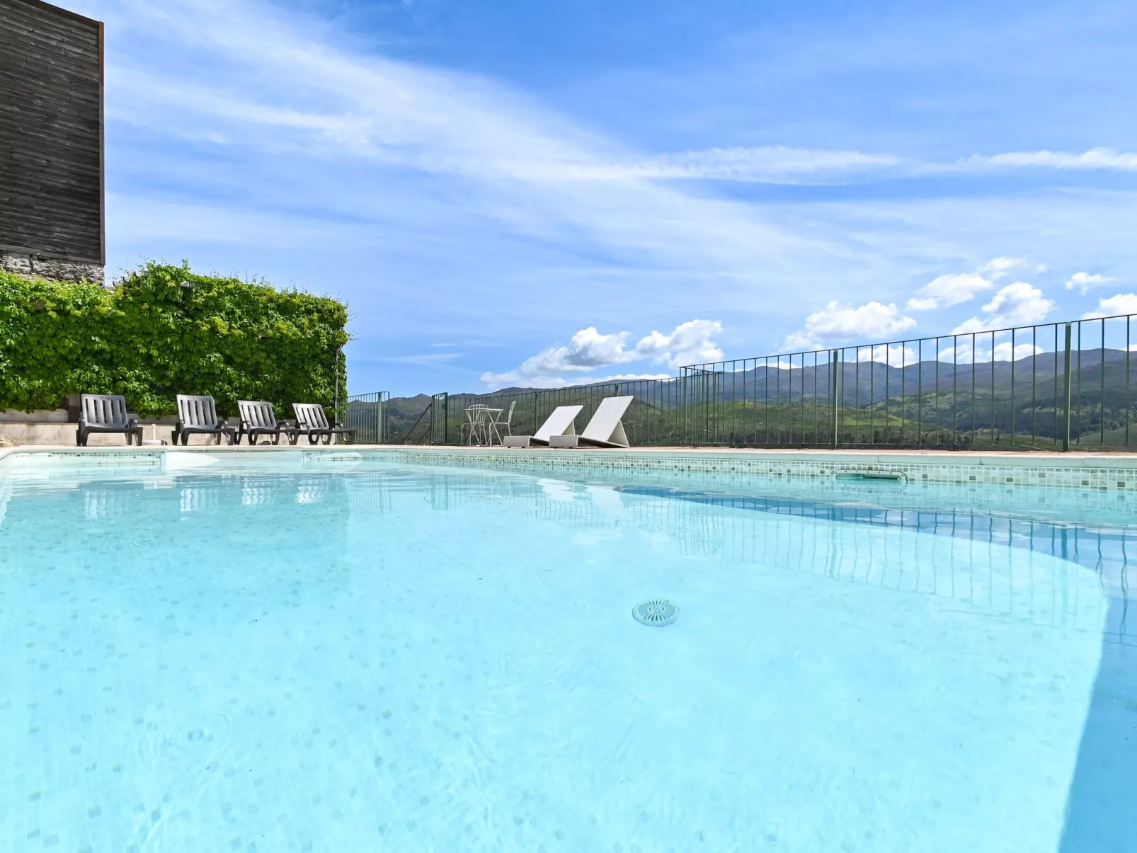 Casas das Olas 2 - Großartige Aussicht, 2 Pools, idealer Ort zum Entspannen und-Buiten