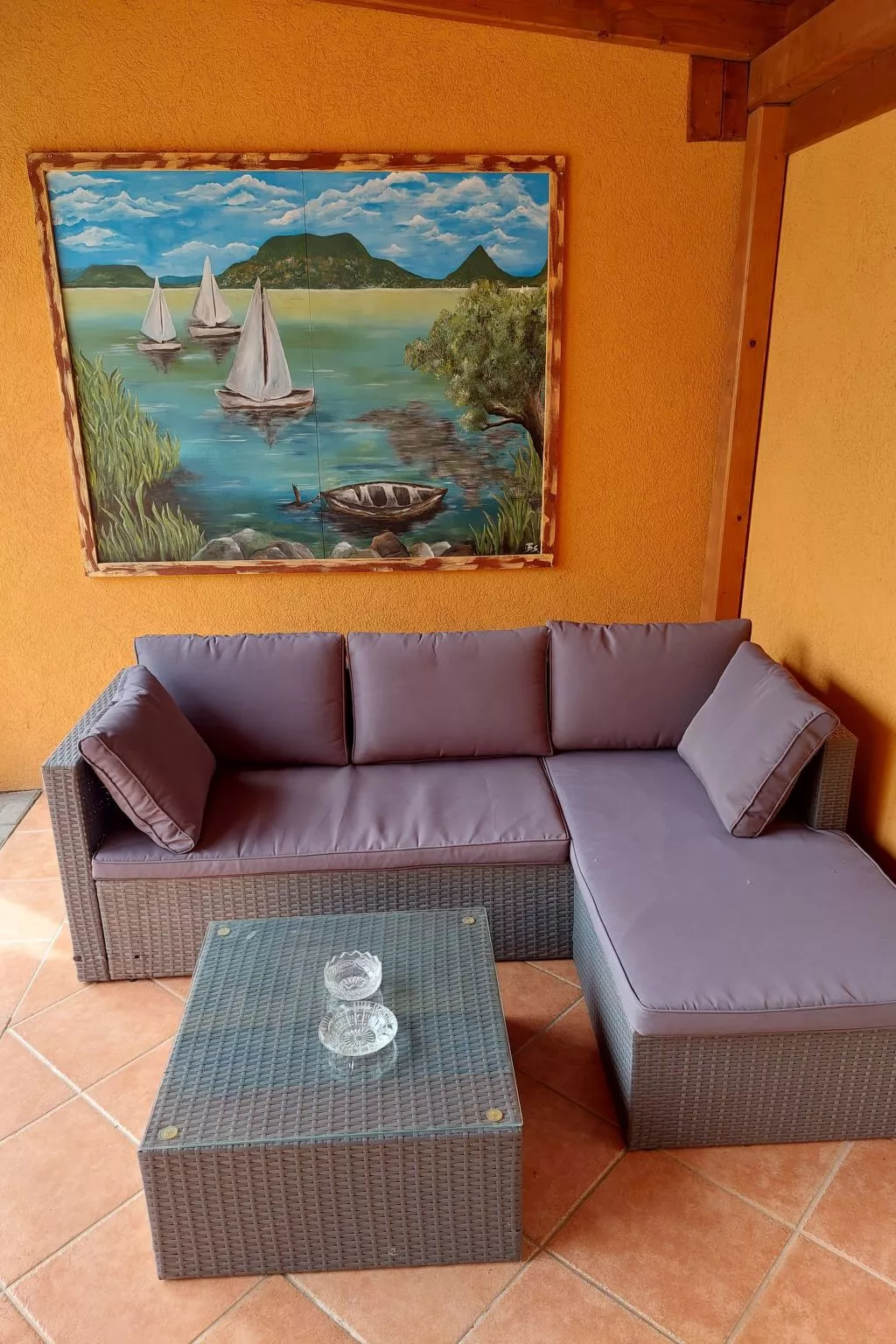 Schönes Ferienhaus mit Pool in ruhiger Lage-Binnen