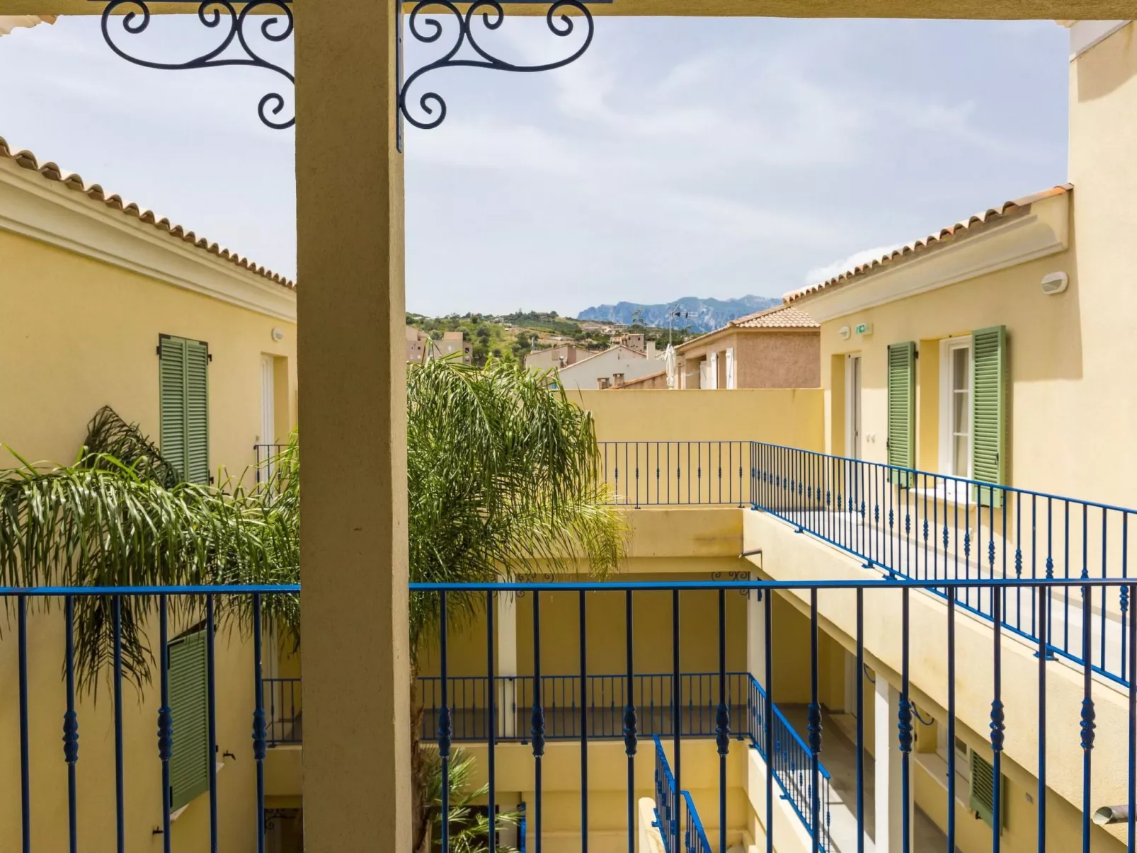 Am Meer in Korsika-Buiten