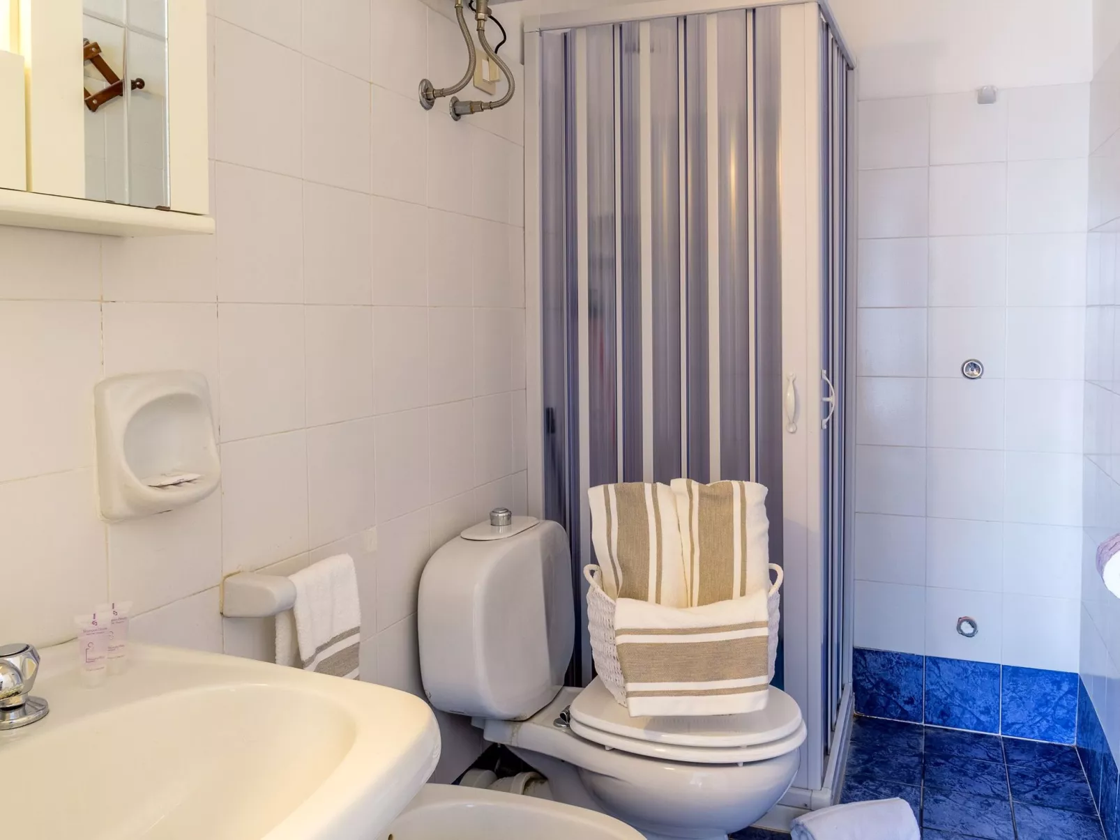 Studio mit Korallenblick in Chianchitta-Pallio-Image-tags.info