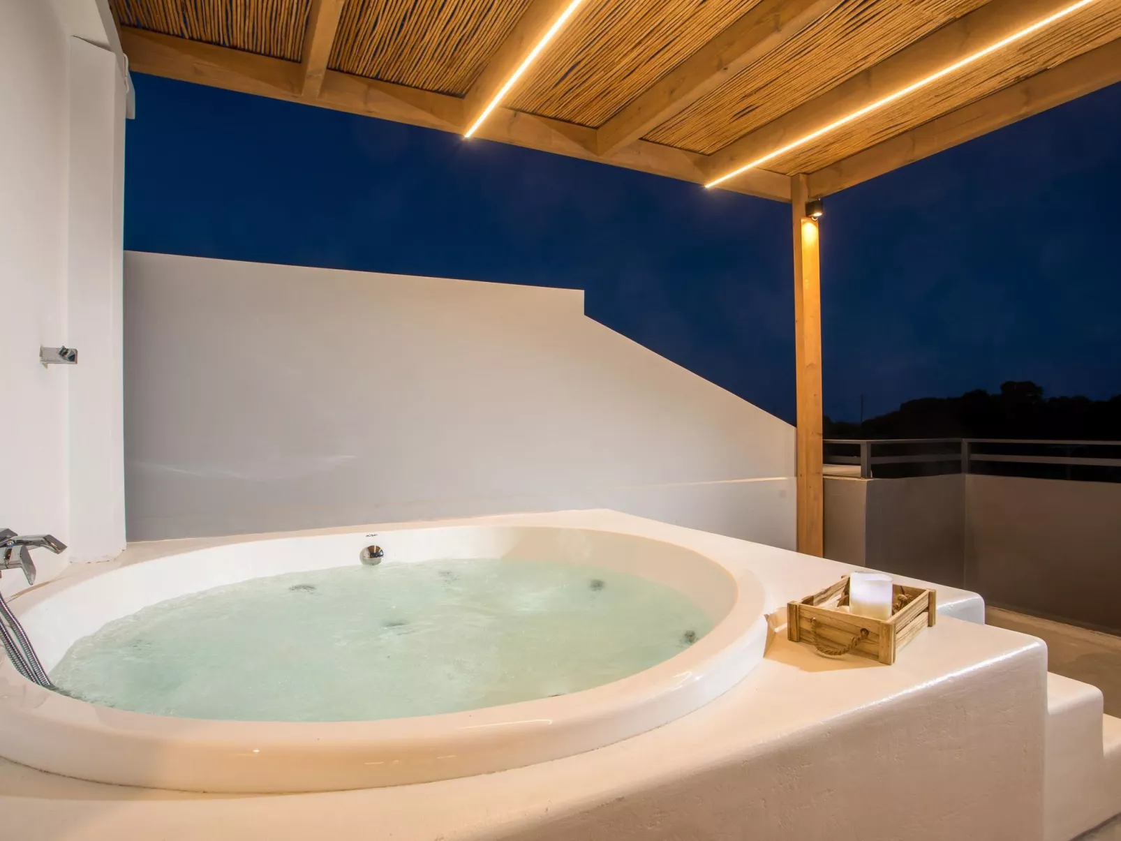 Armonikon Pool Villa 2-Buiten