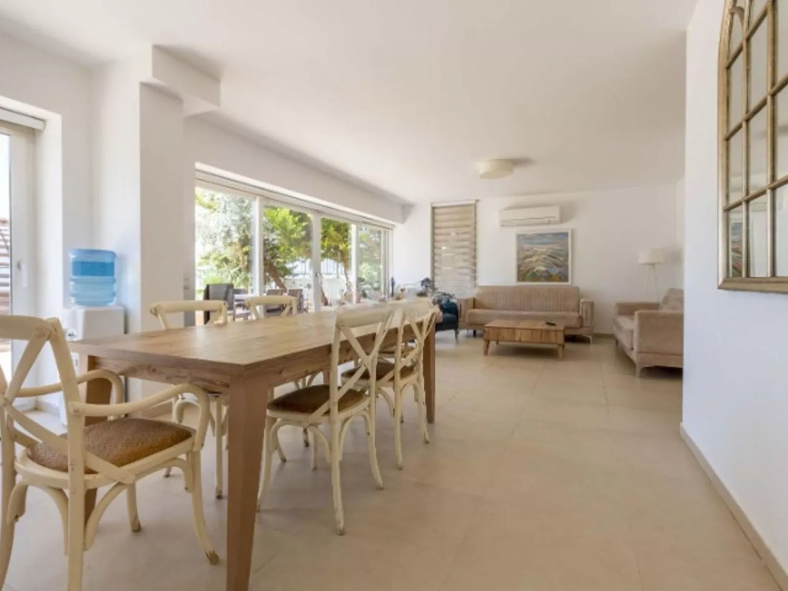 Moderne Villa mit tollem Ausblick-Binnen