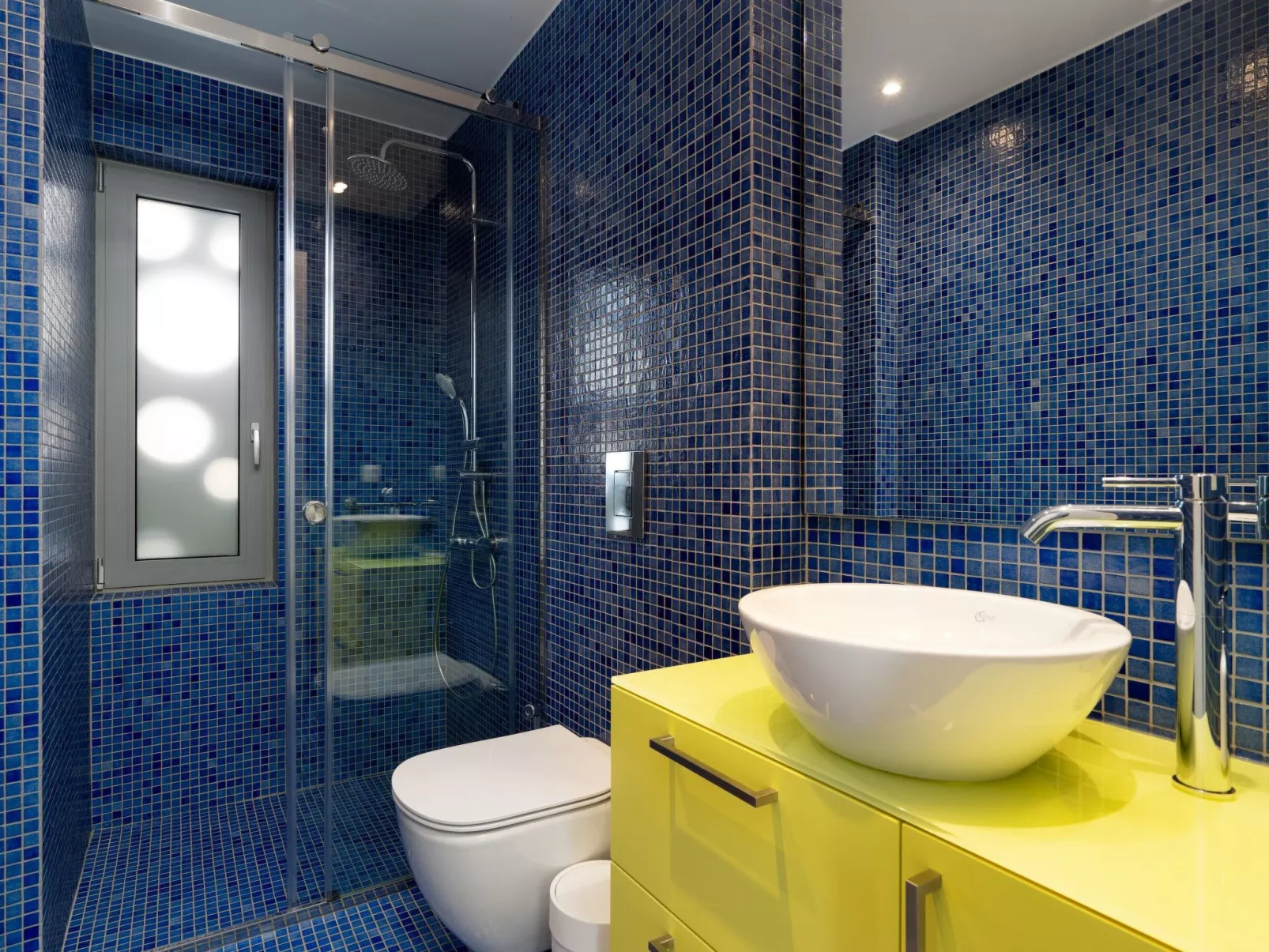 Dias Blaue Villa-Binnen